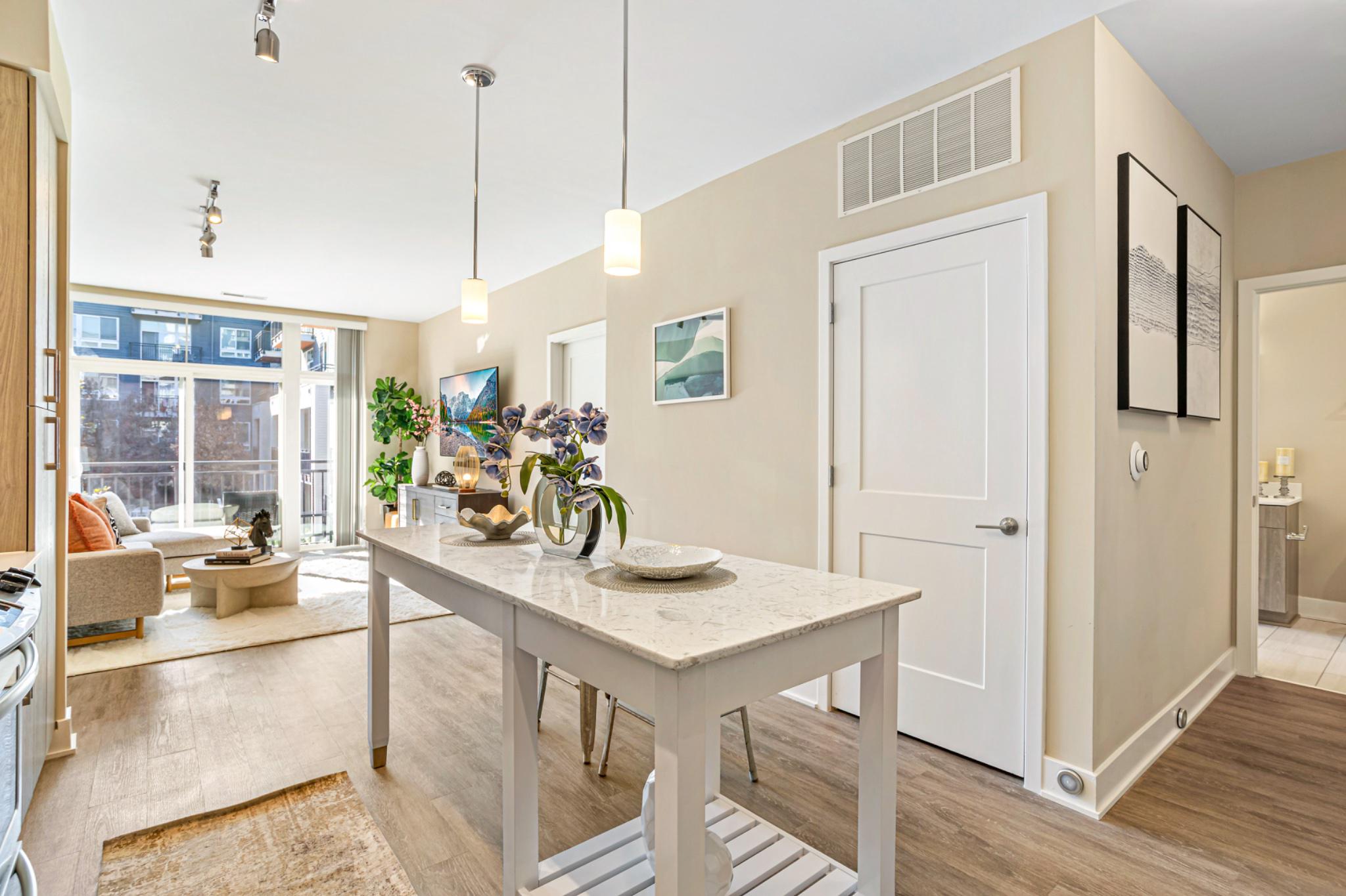 NATIONAL HARBOR - Residential