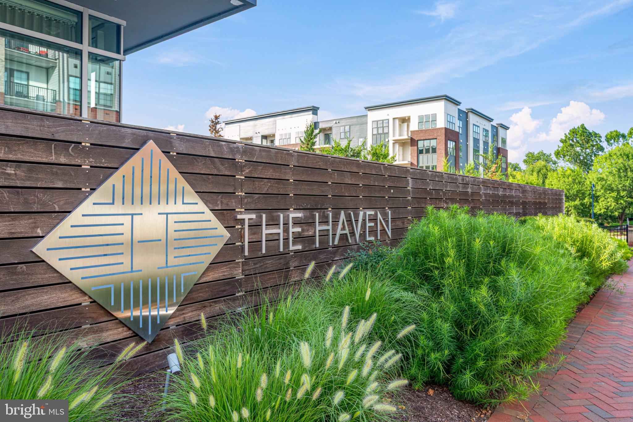 NATIONAL HARBOR - Residential