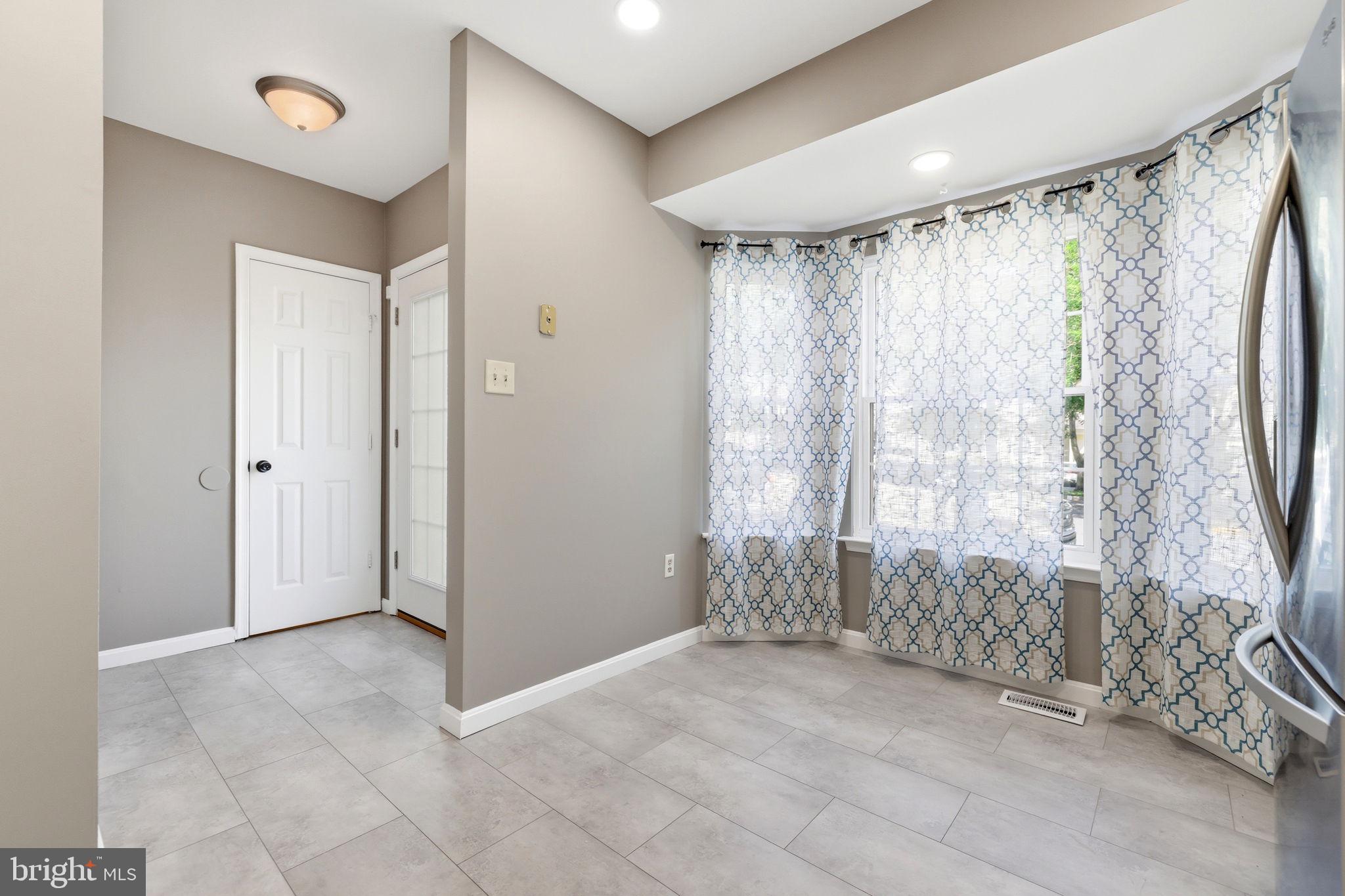 MONTCLAIR - Residential