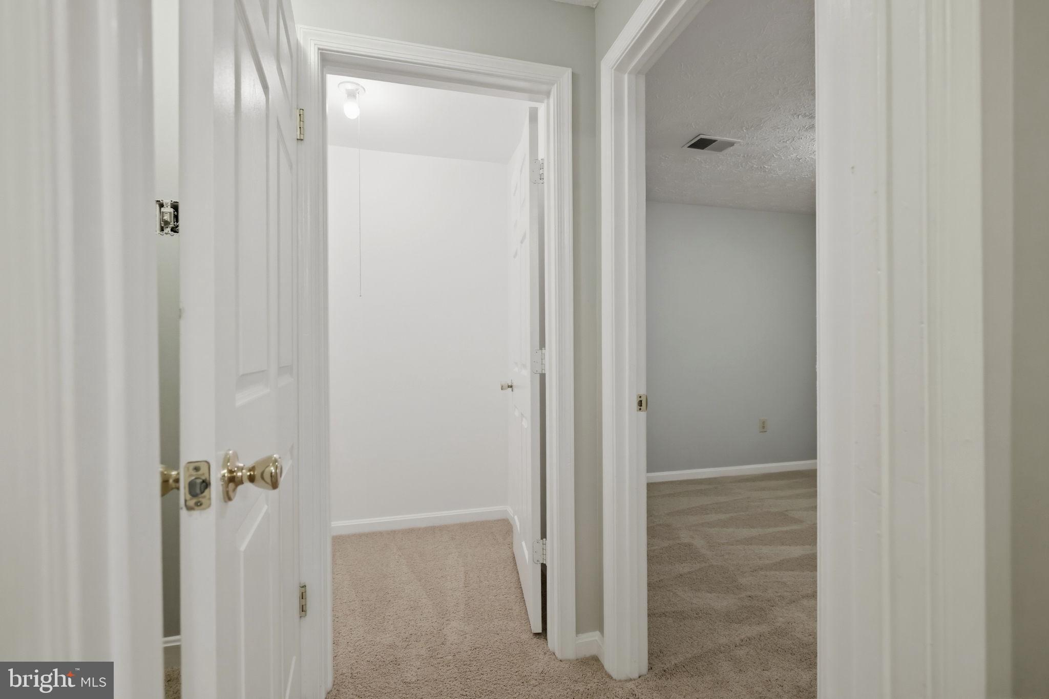MONTCLAIR - Residential