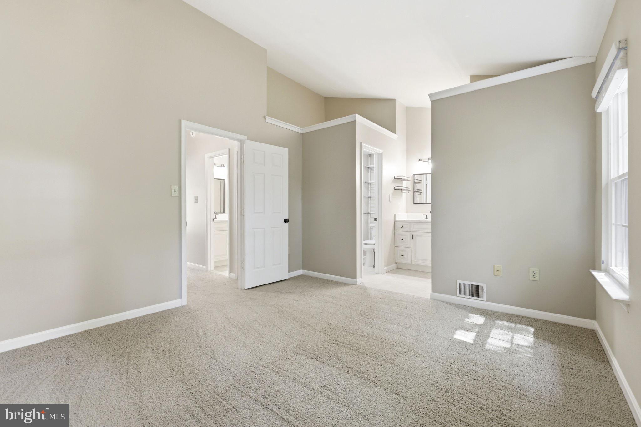 MONTCLAIR - Residential