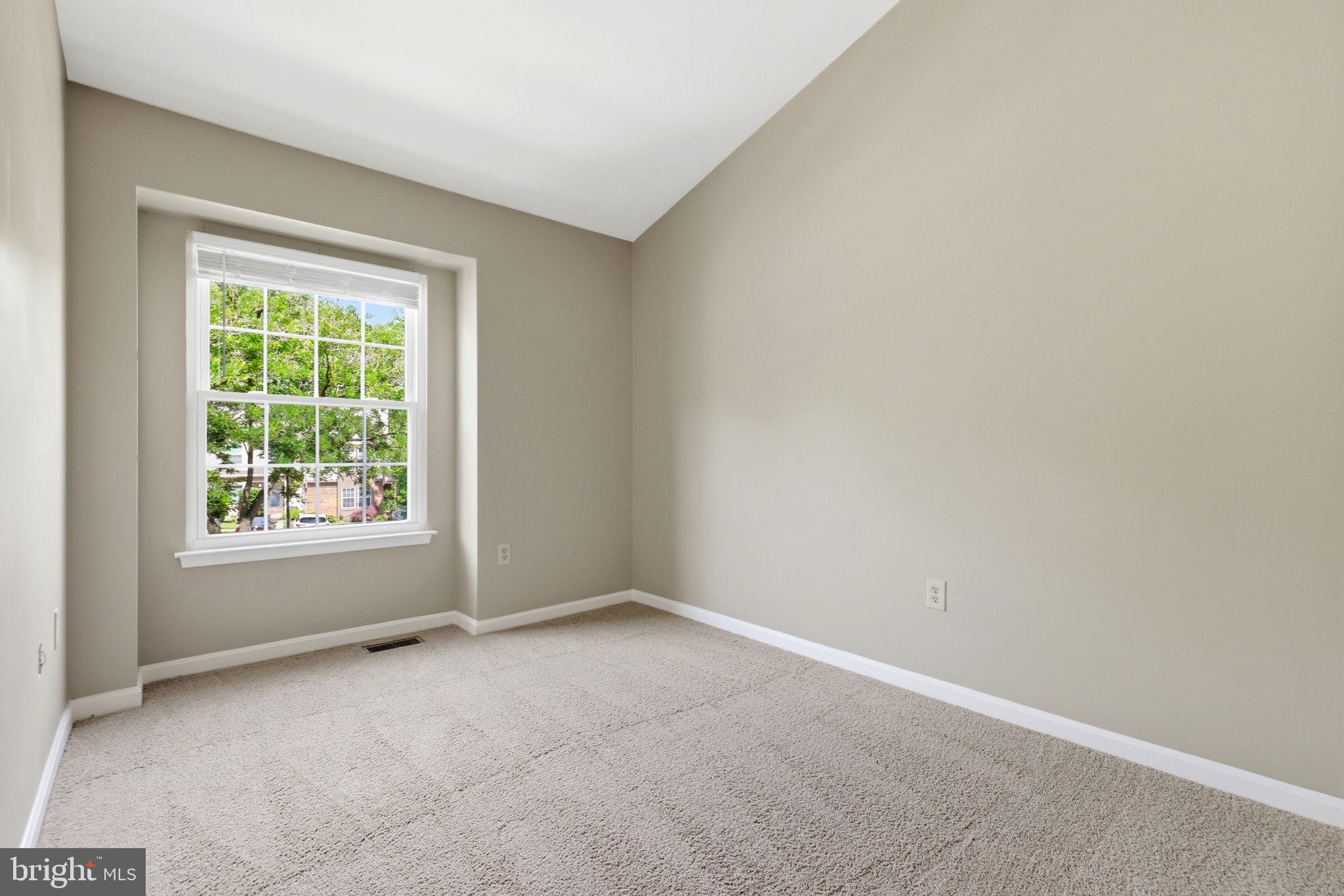 MONTCLAIR - Residential