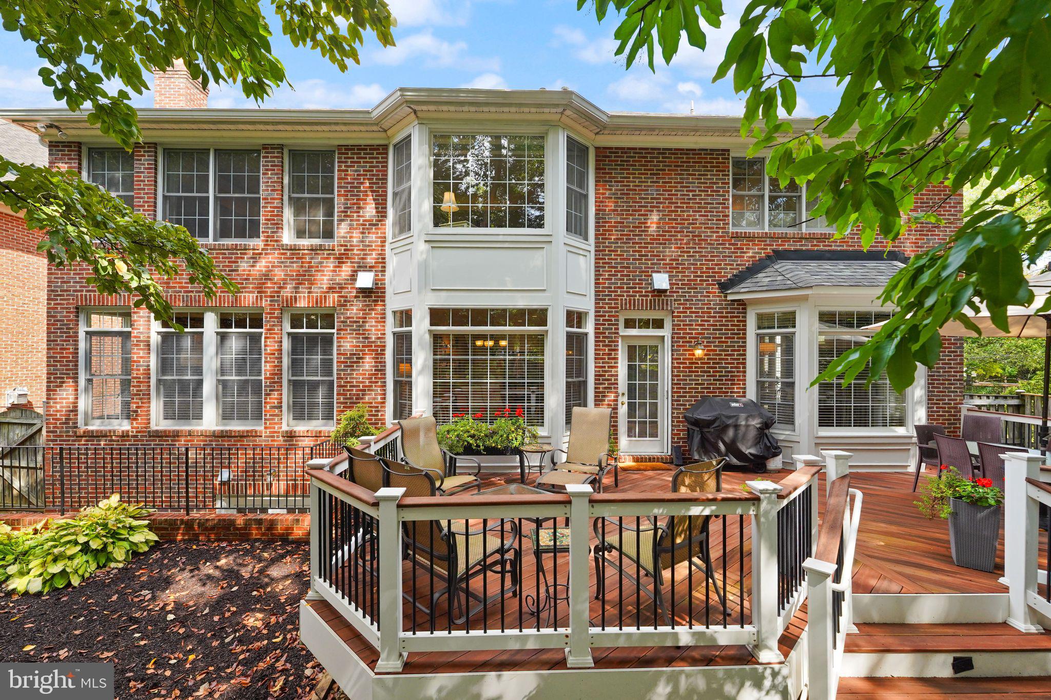 LAMBIANCE OF MCLEAN - Residential