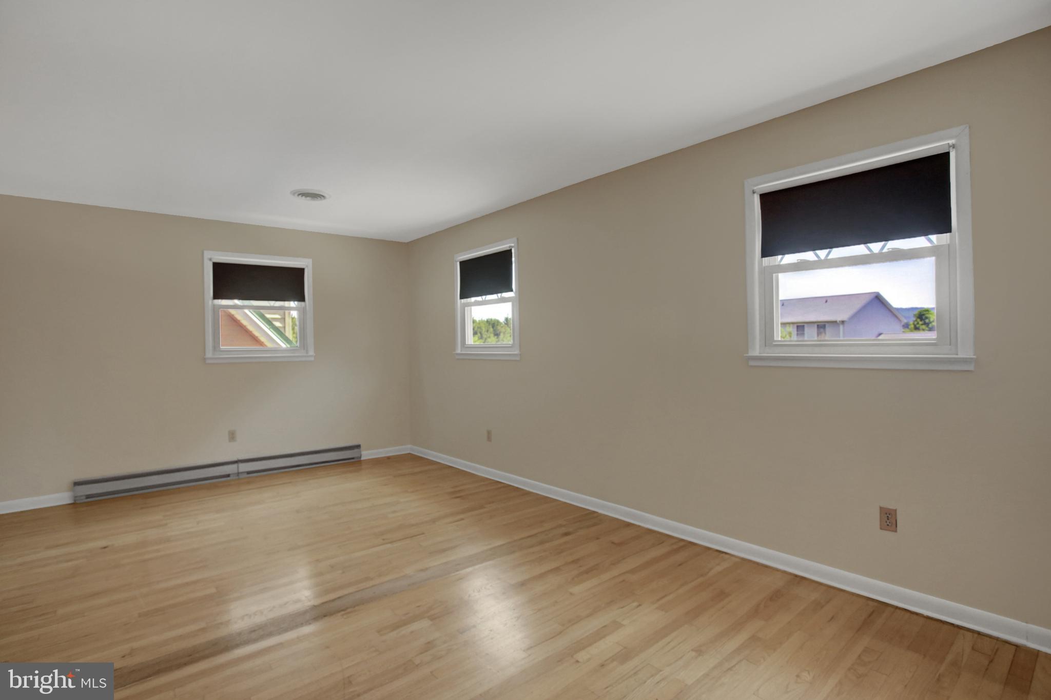 MOUNTAIN VIEW - Residential