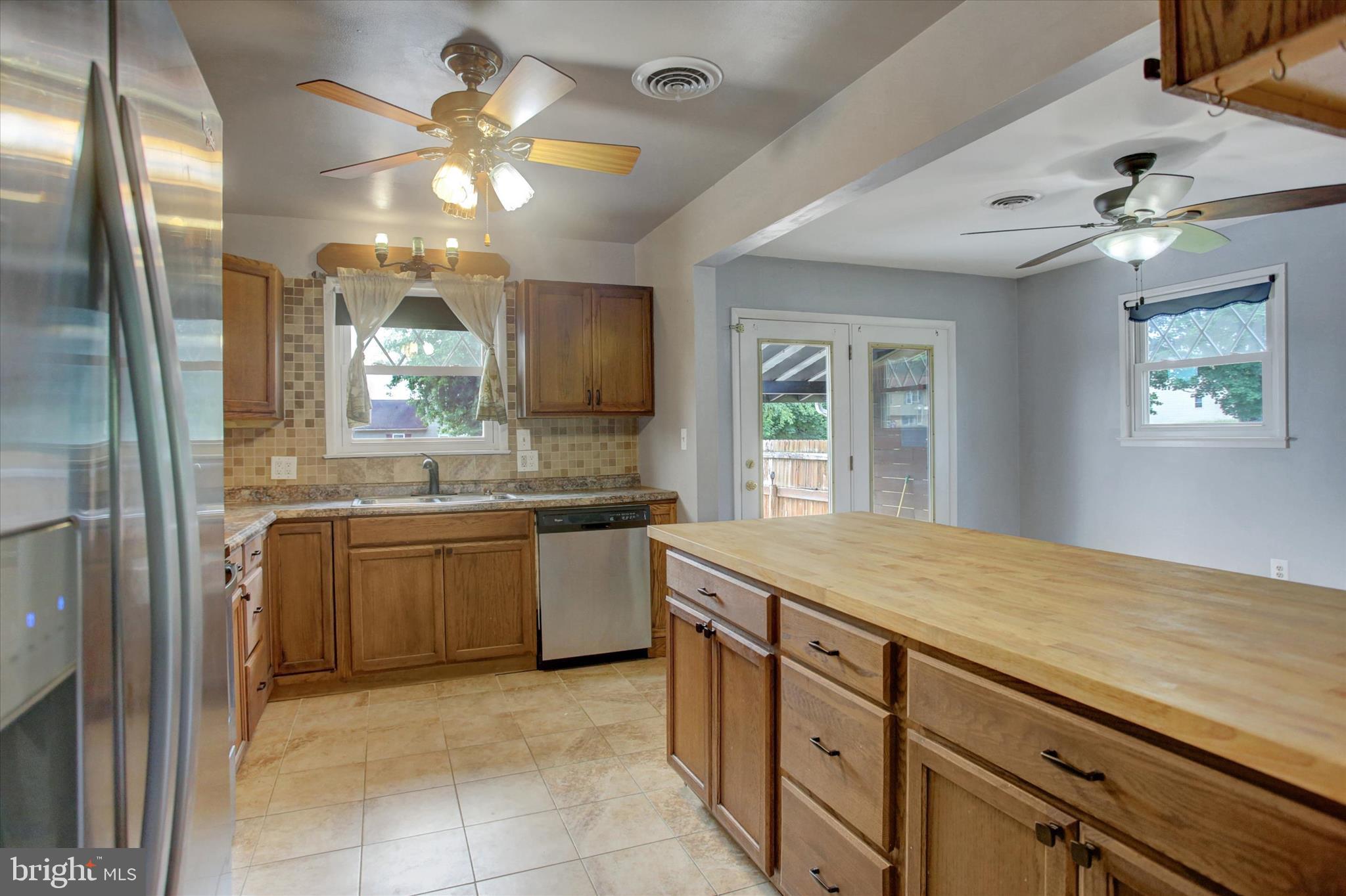 MOUNTAIN VIEW - Residential