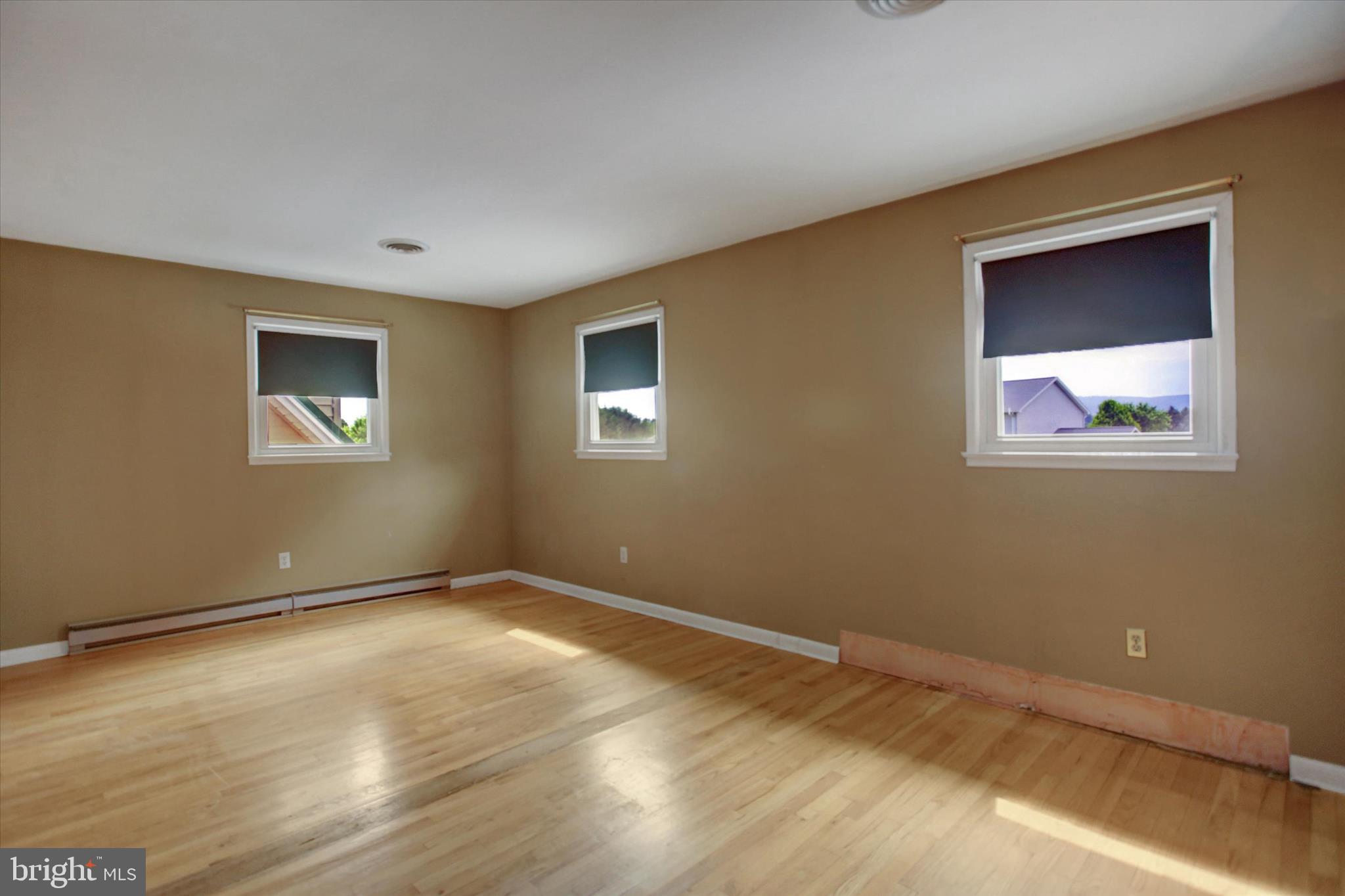 MOUNTAIN VIEW - Residential