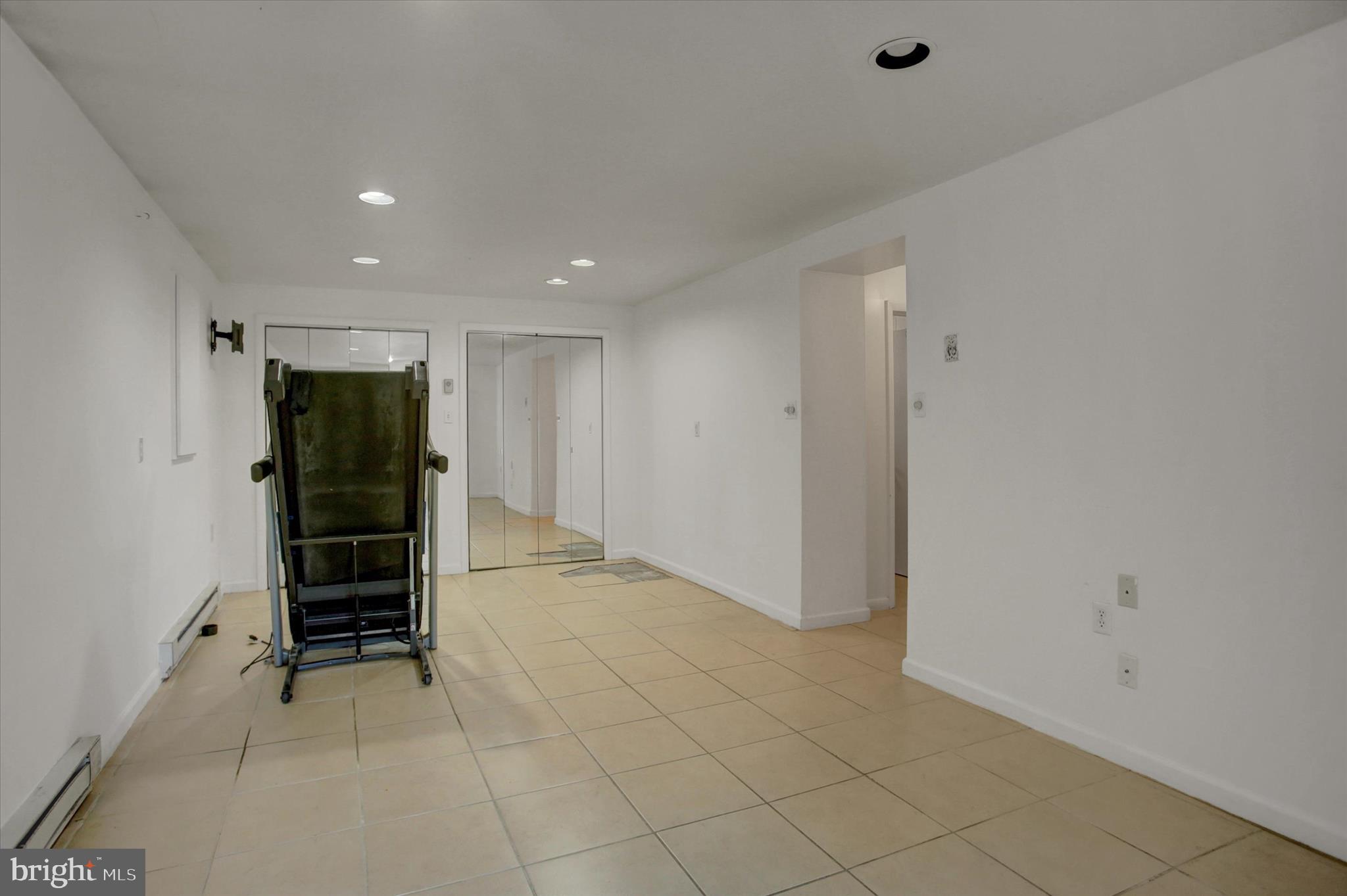 MOUNTAIN VIEW - Residential