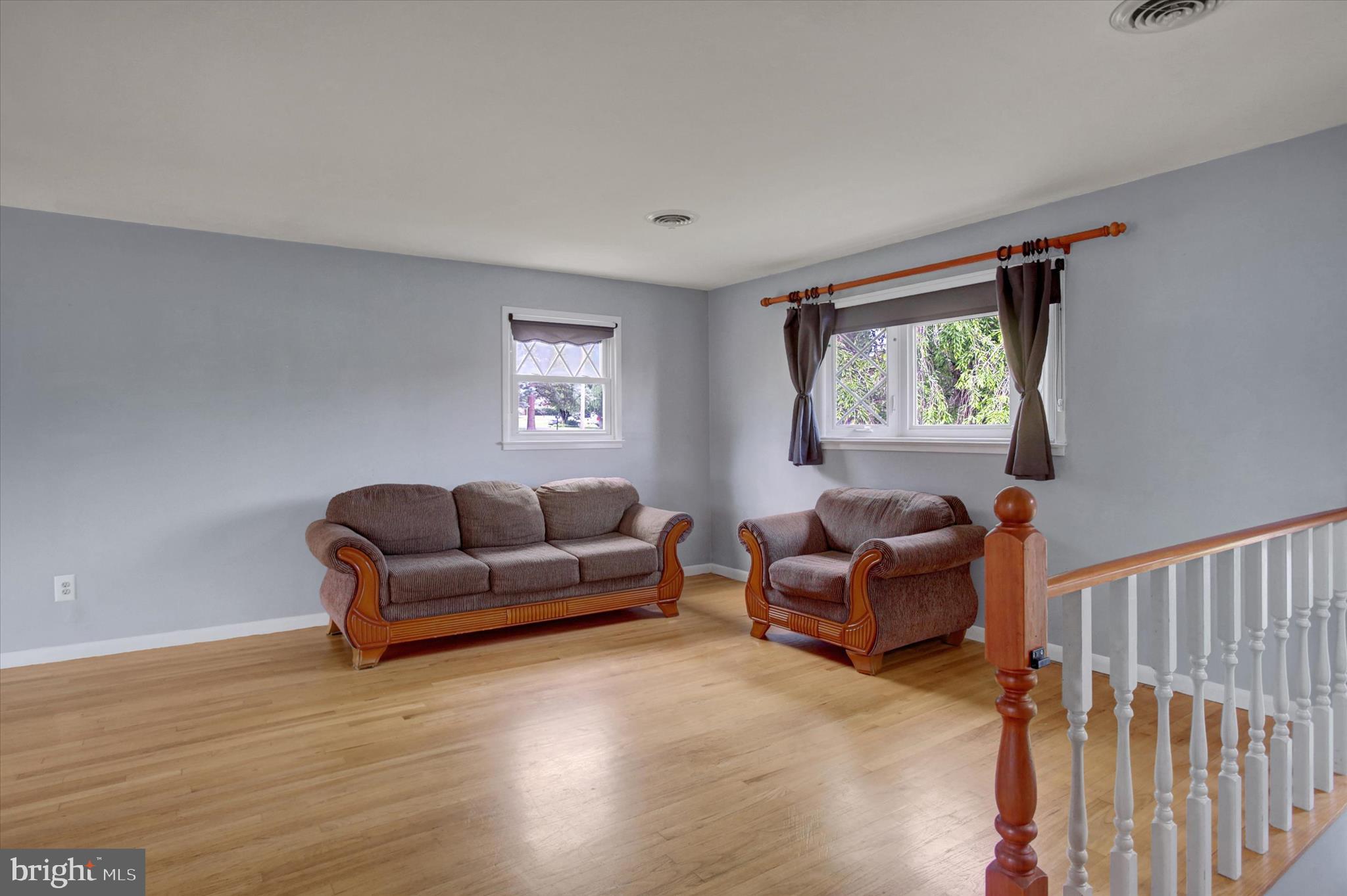 MOUNTAIN VIEW - Residential