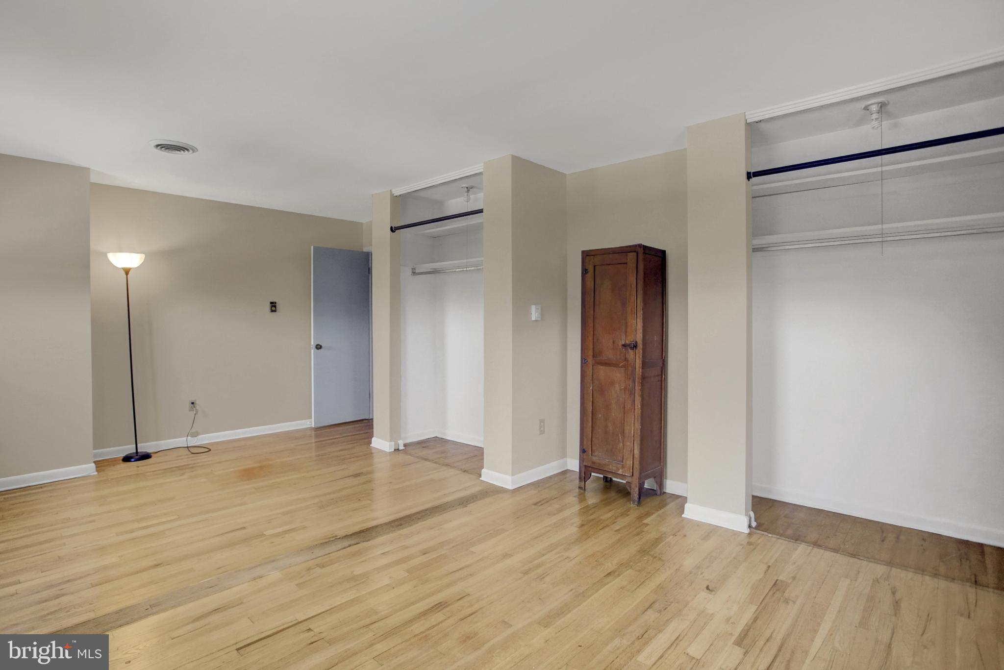 MOUNTAIN VIEW - Residential