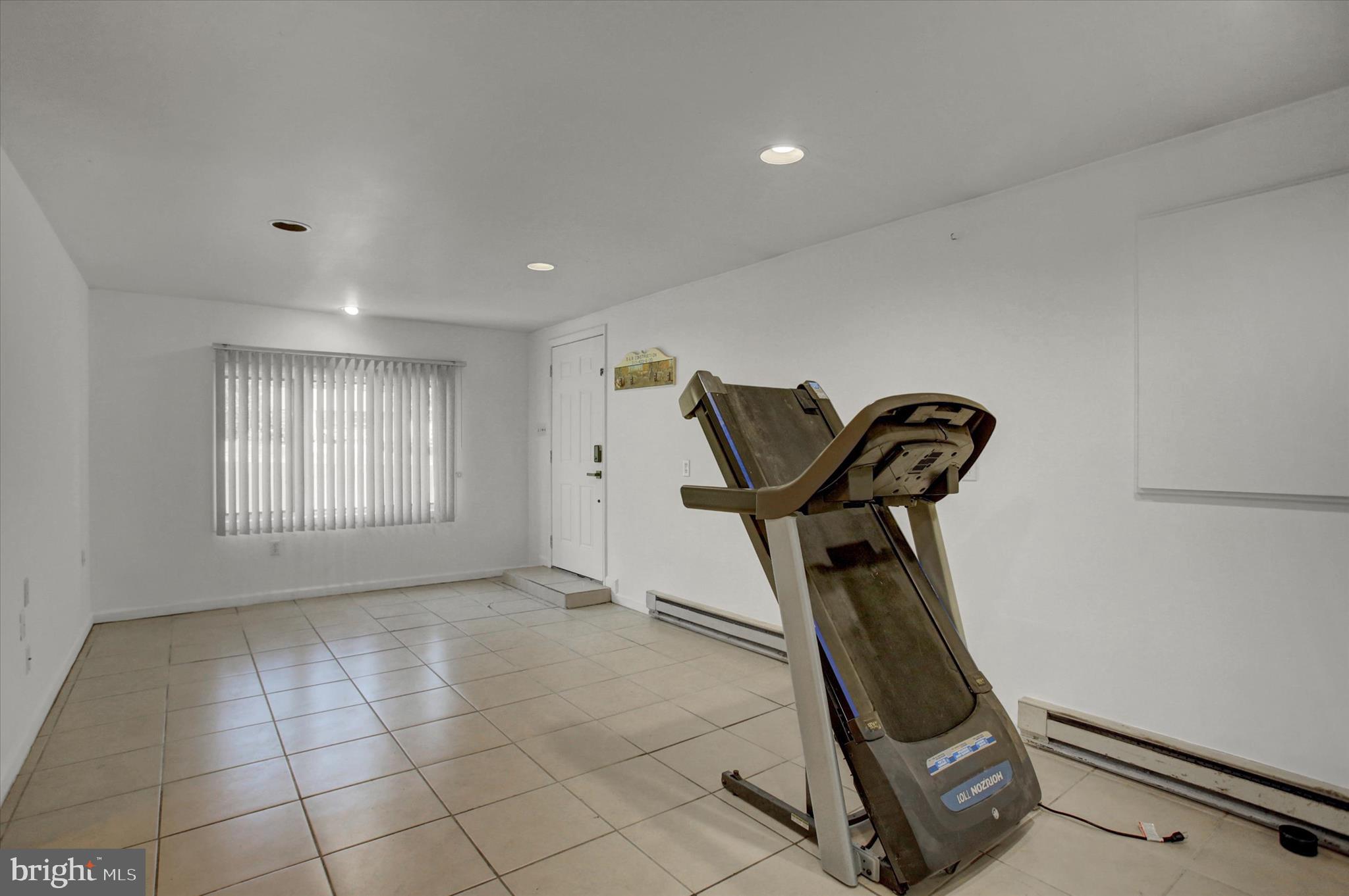 MOUNTAIN VIEW - Residential
