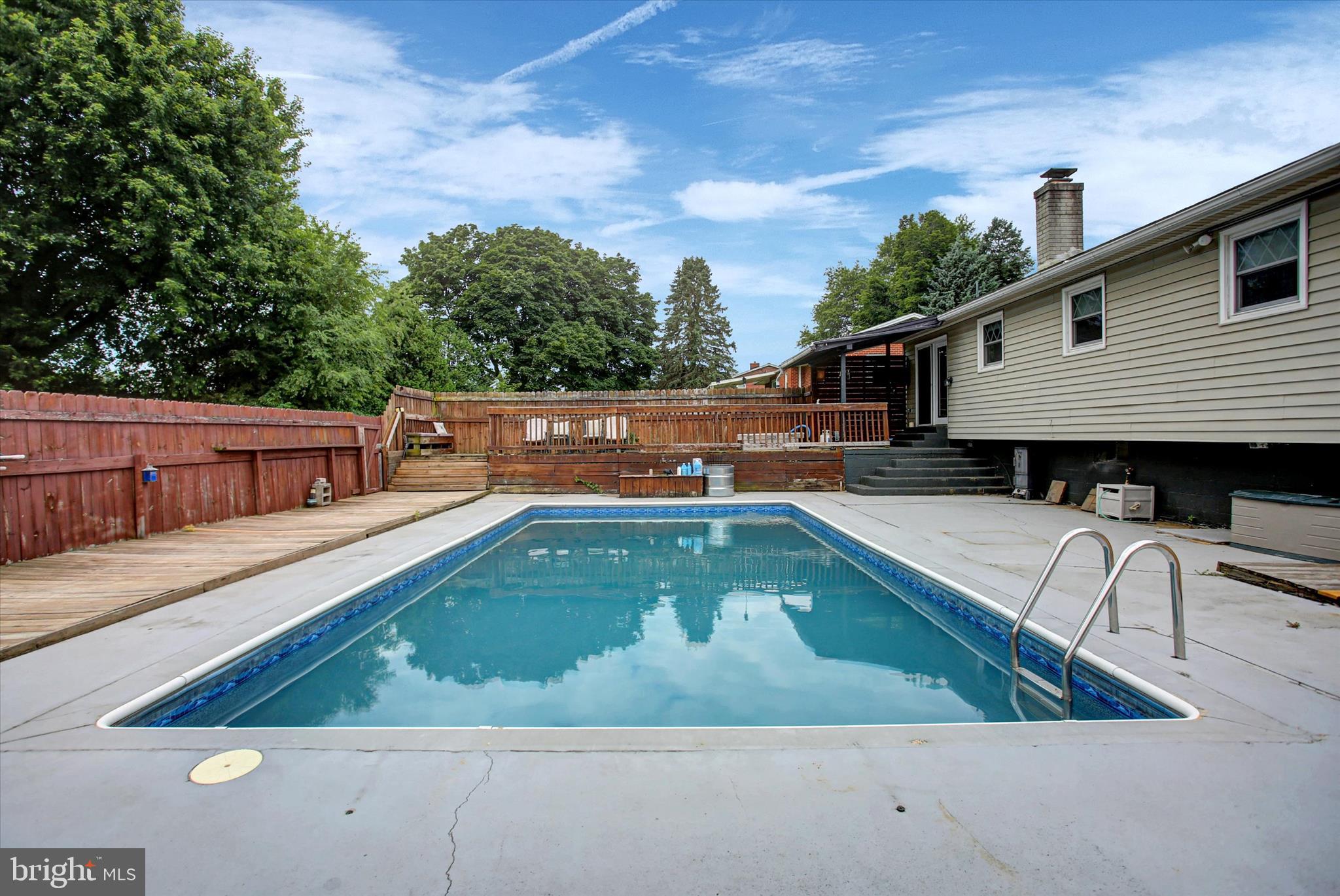 MOUNTAIN VIEW - Residential