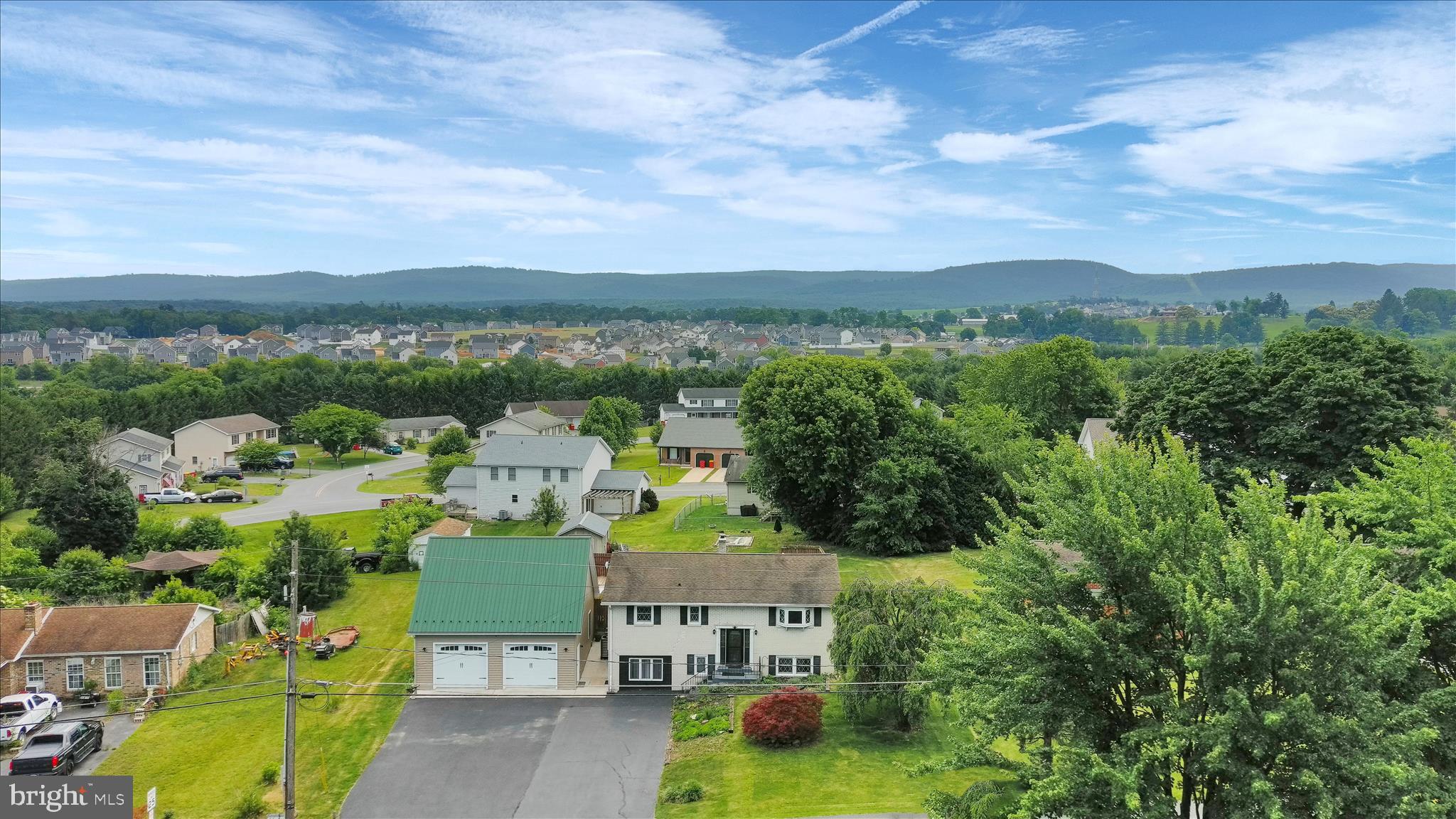 MOUNTAIN VIEW - Residential