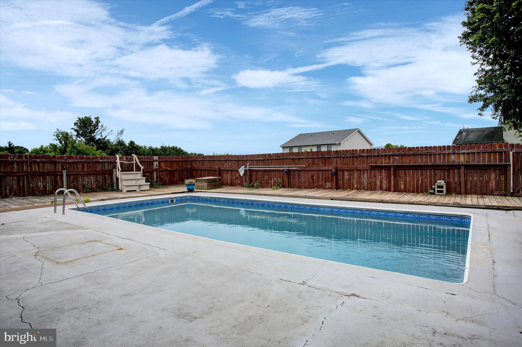 MOUNTAIN VIEW - Residential