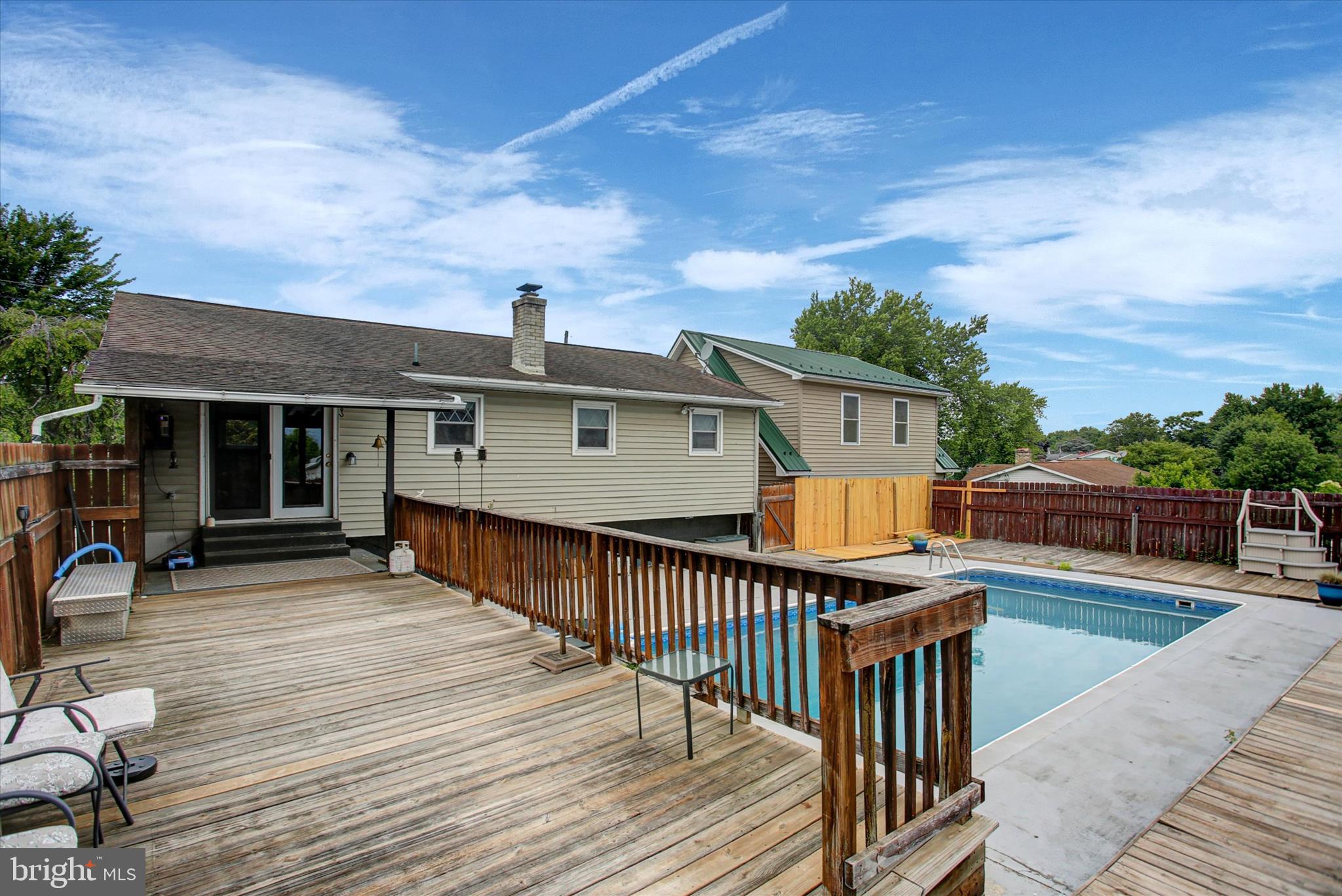 MOUNTAIN VIEW - Residential