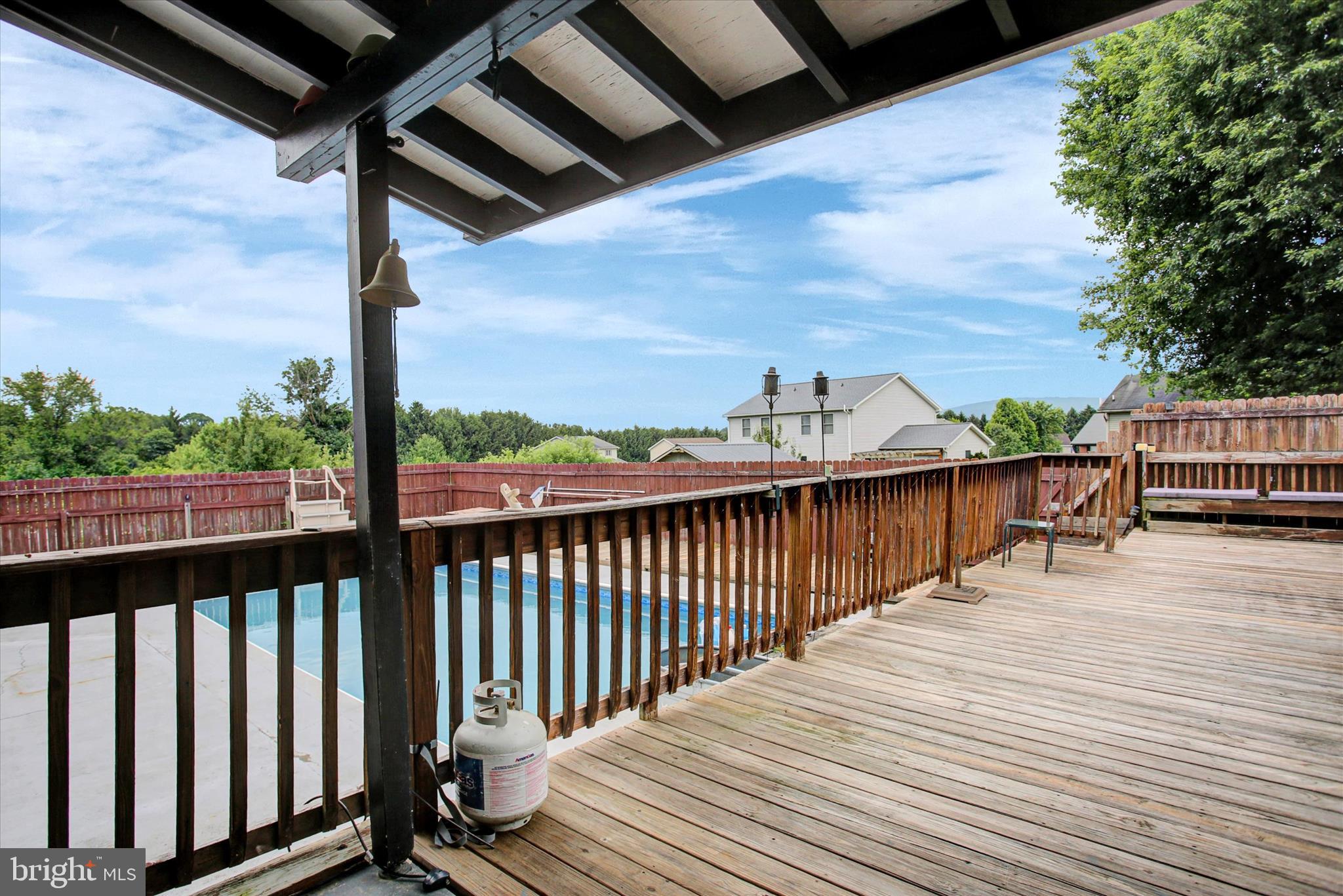 MOUNTAIN VIEW - Residential