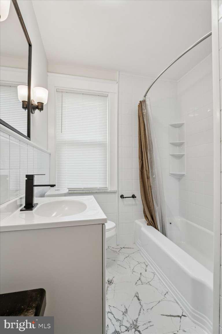 ARONIMINK - Residential