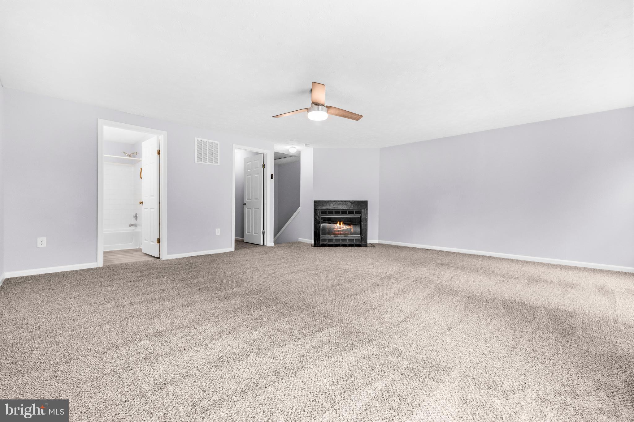 SILVER SPRING CNTRY CLUB - Residential