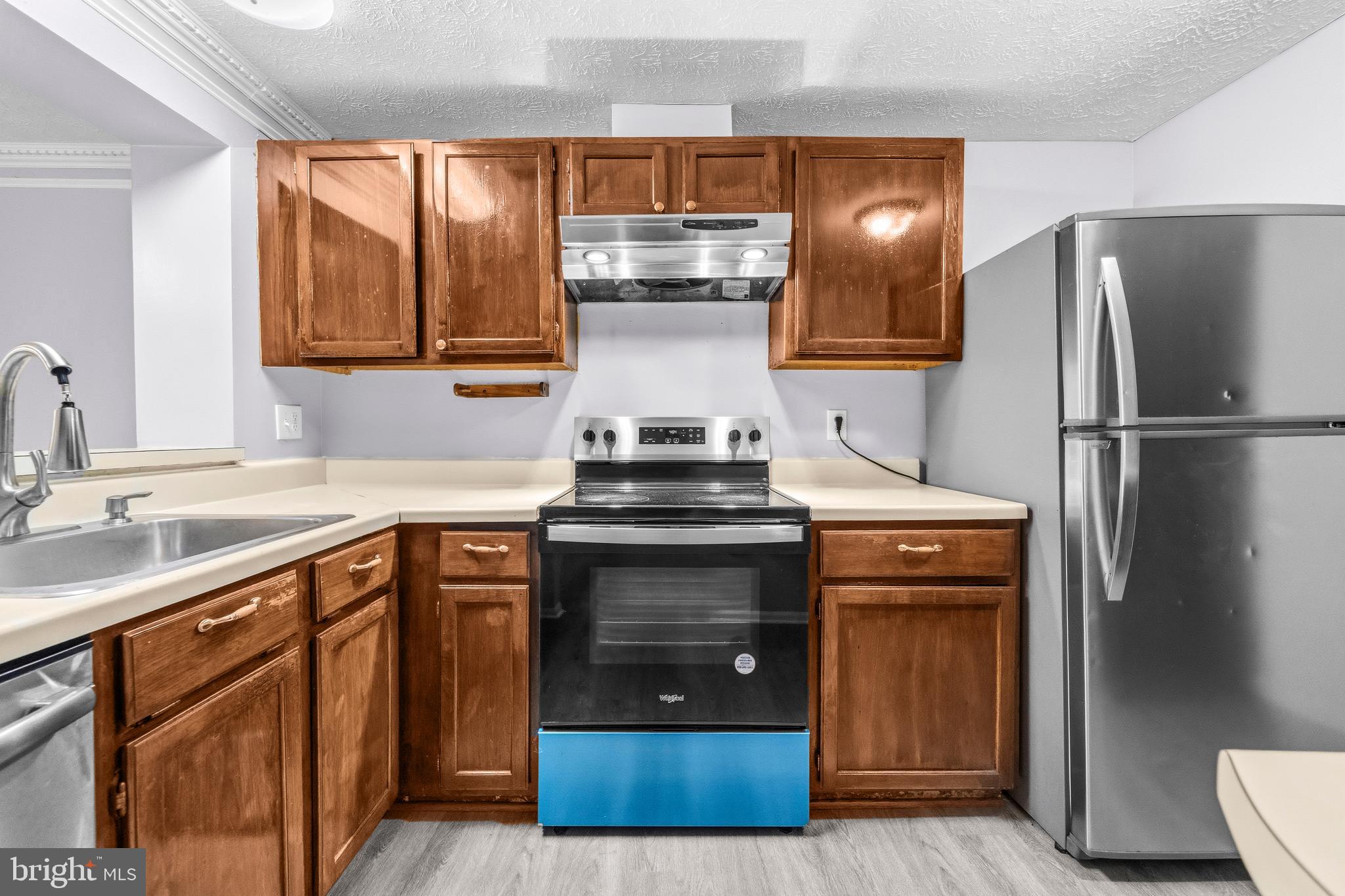 SILVER SPRING CNTRY CLUB - Residential