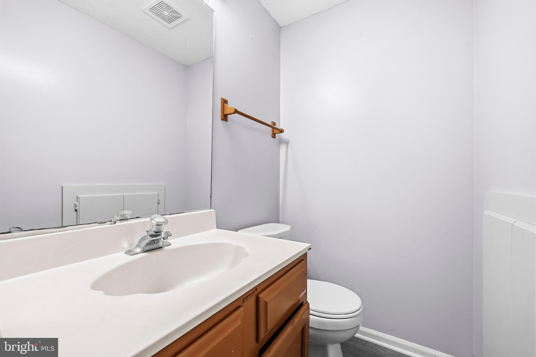 SILVER SPRING CNTRY CLUB - Residential