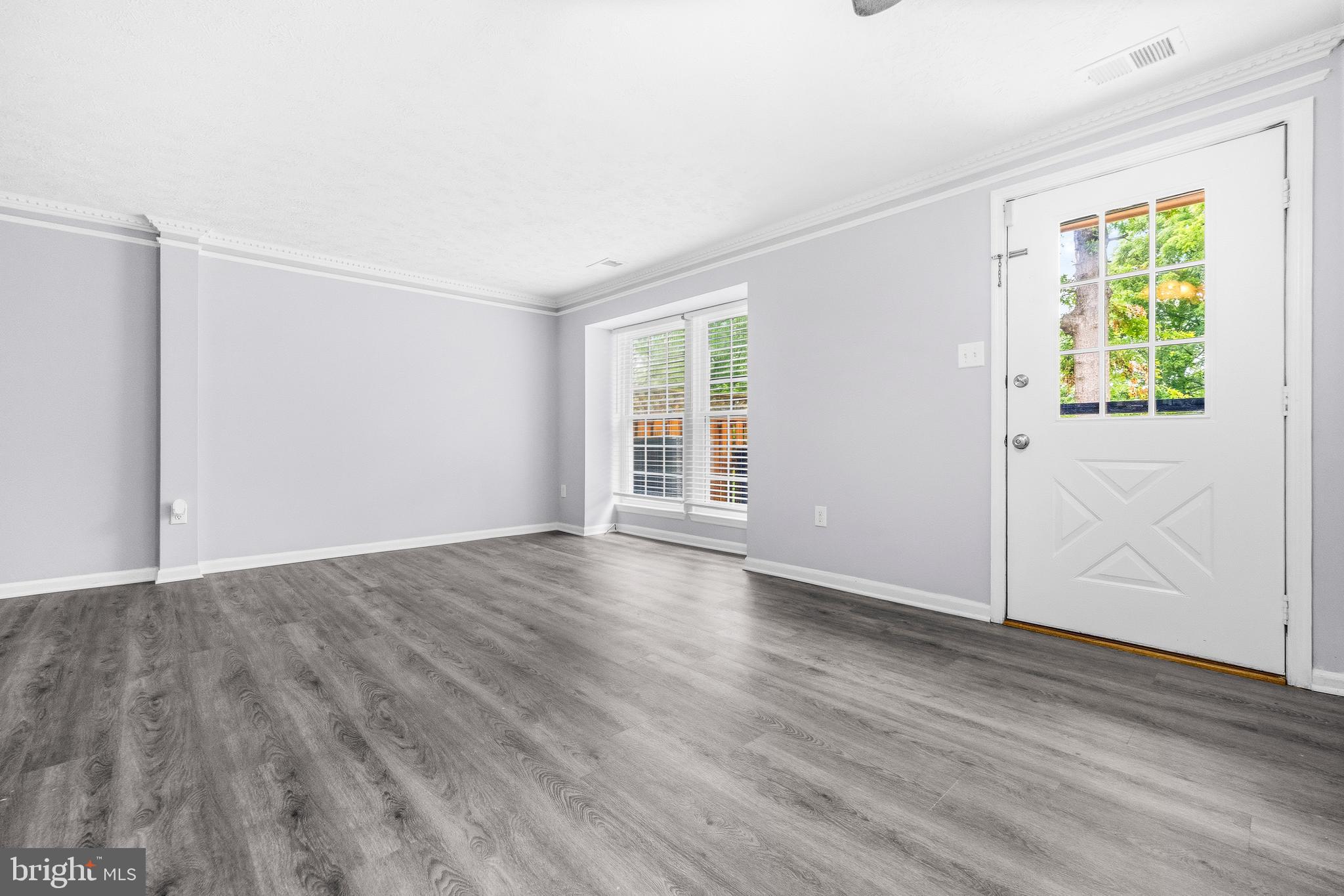 SILVER SPRING CNTRY CLUB - Residential