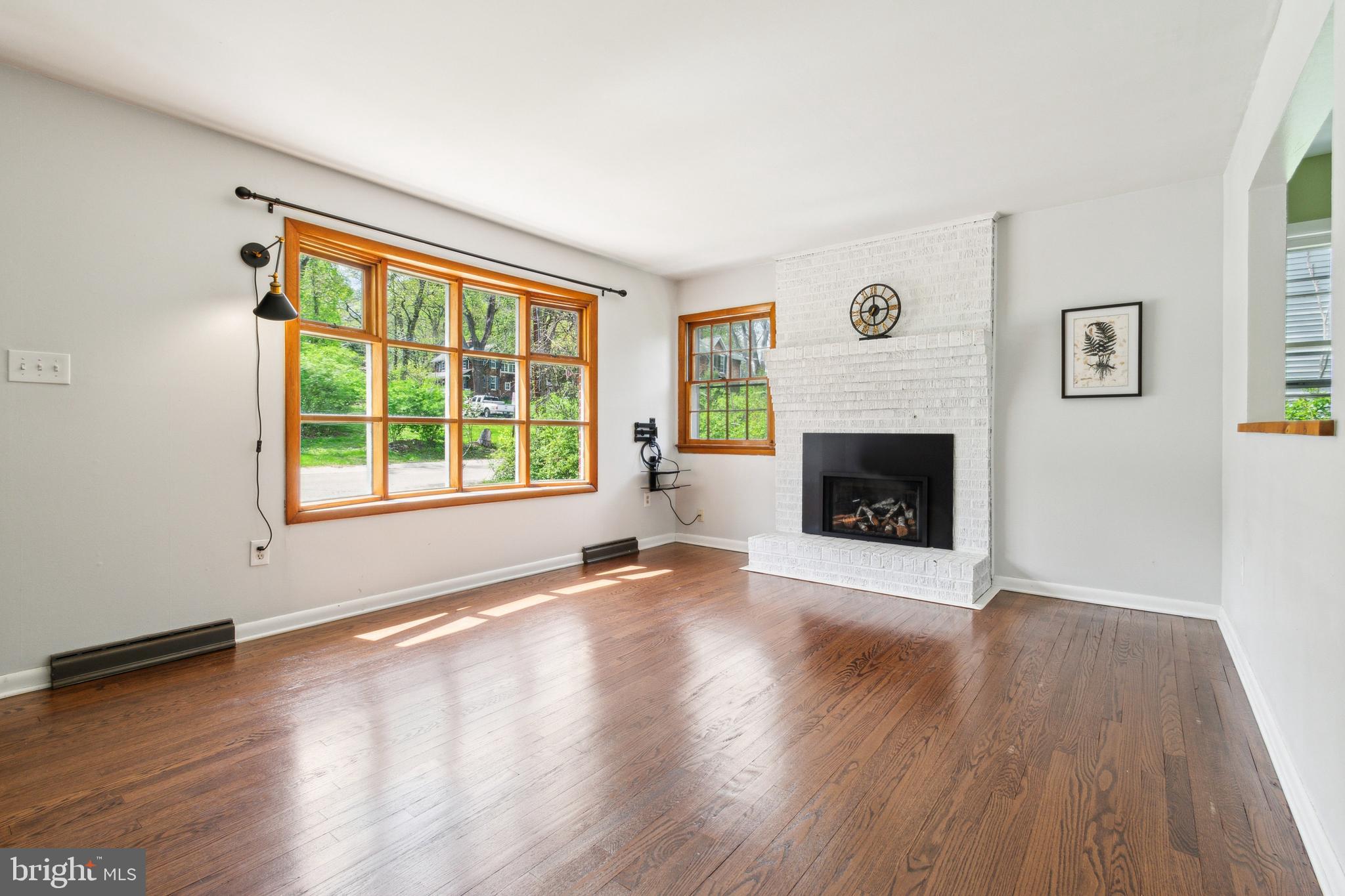 MOUNT WASHINGTON - Residential