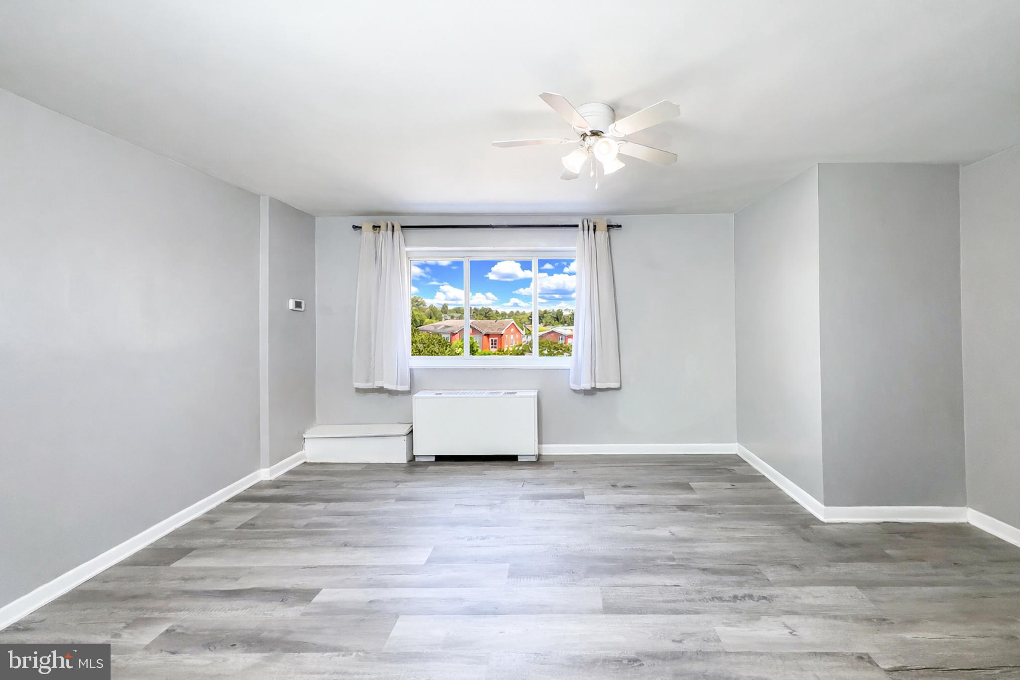 THE CAROLYN - Residential