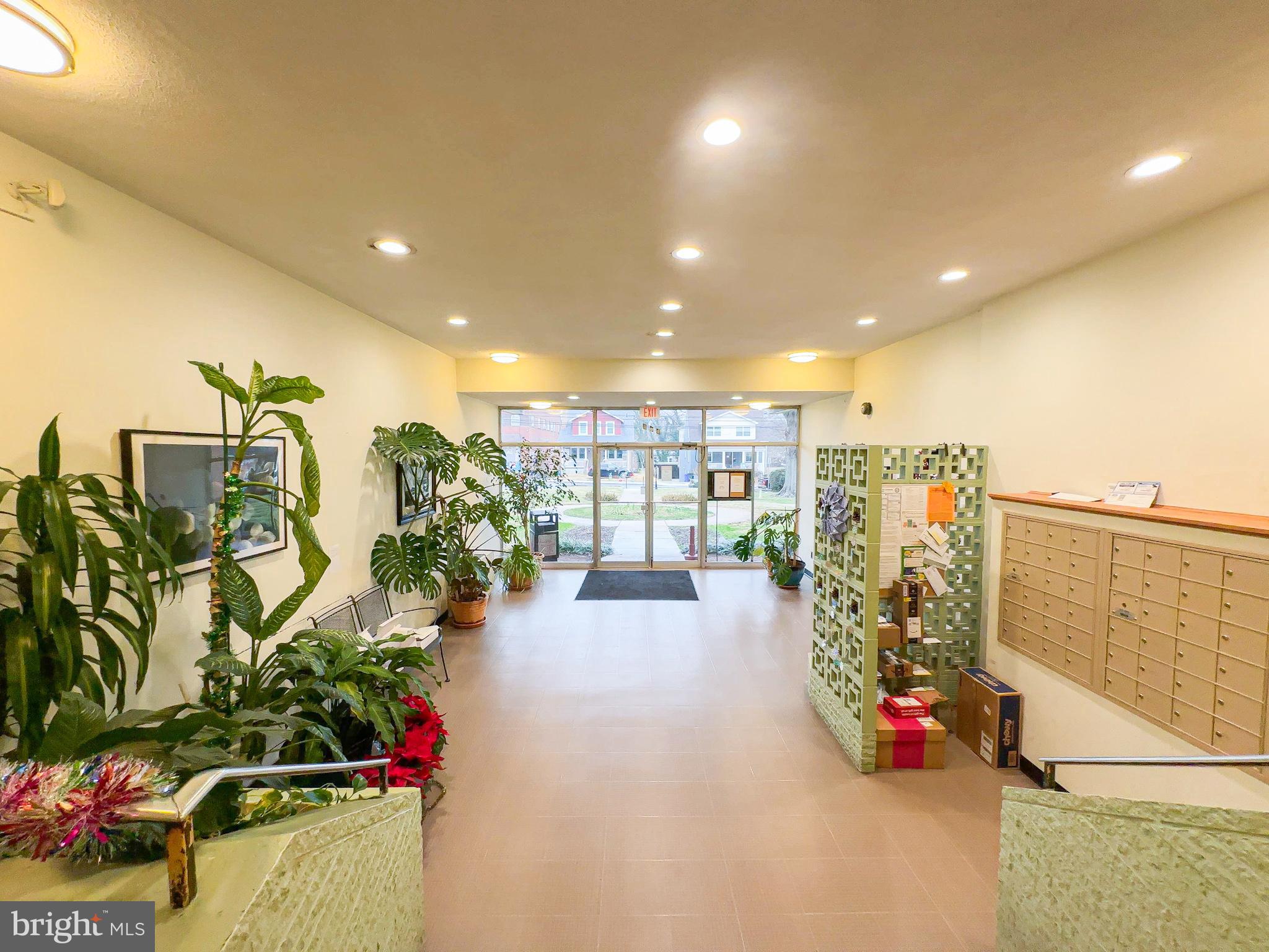 THE CAROLYN - Residential