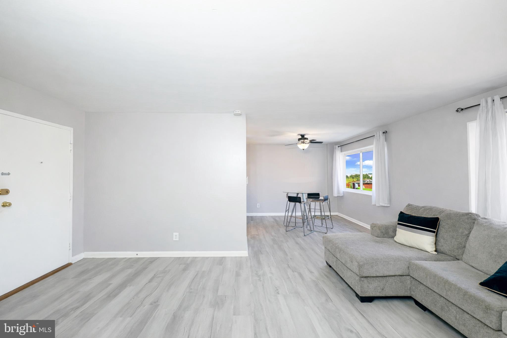 THE CAROLYN - Residential