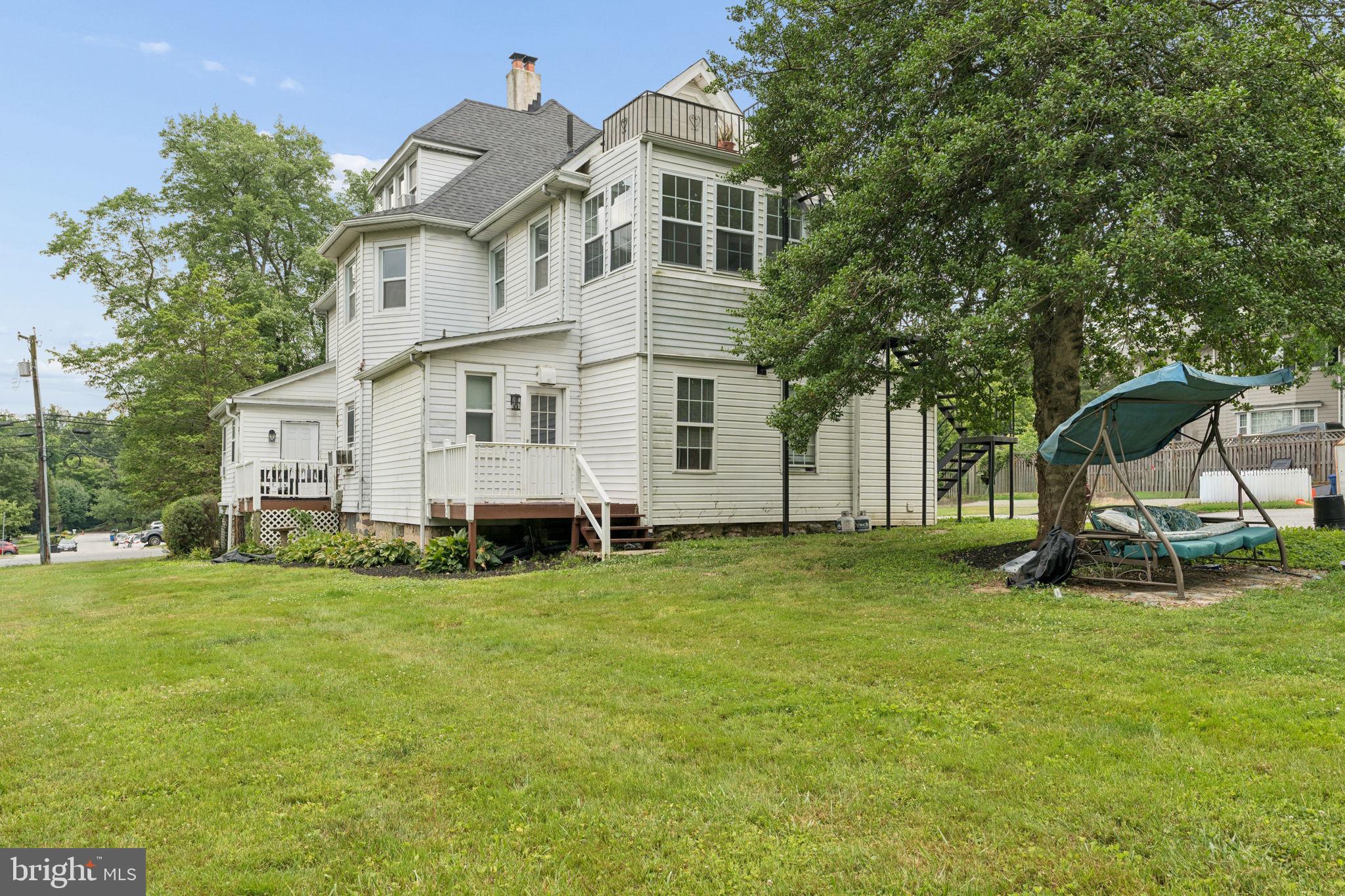 COLONIAL GARDENS - Residential Income