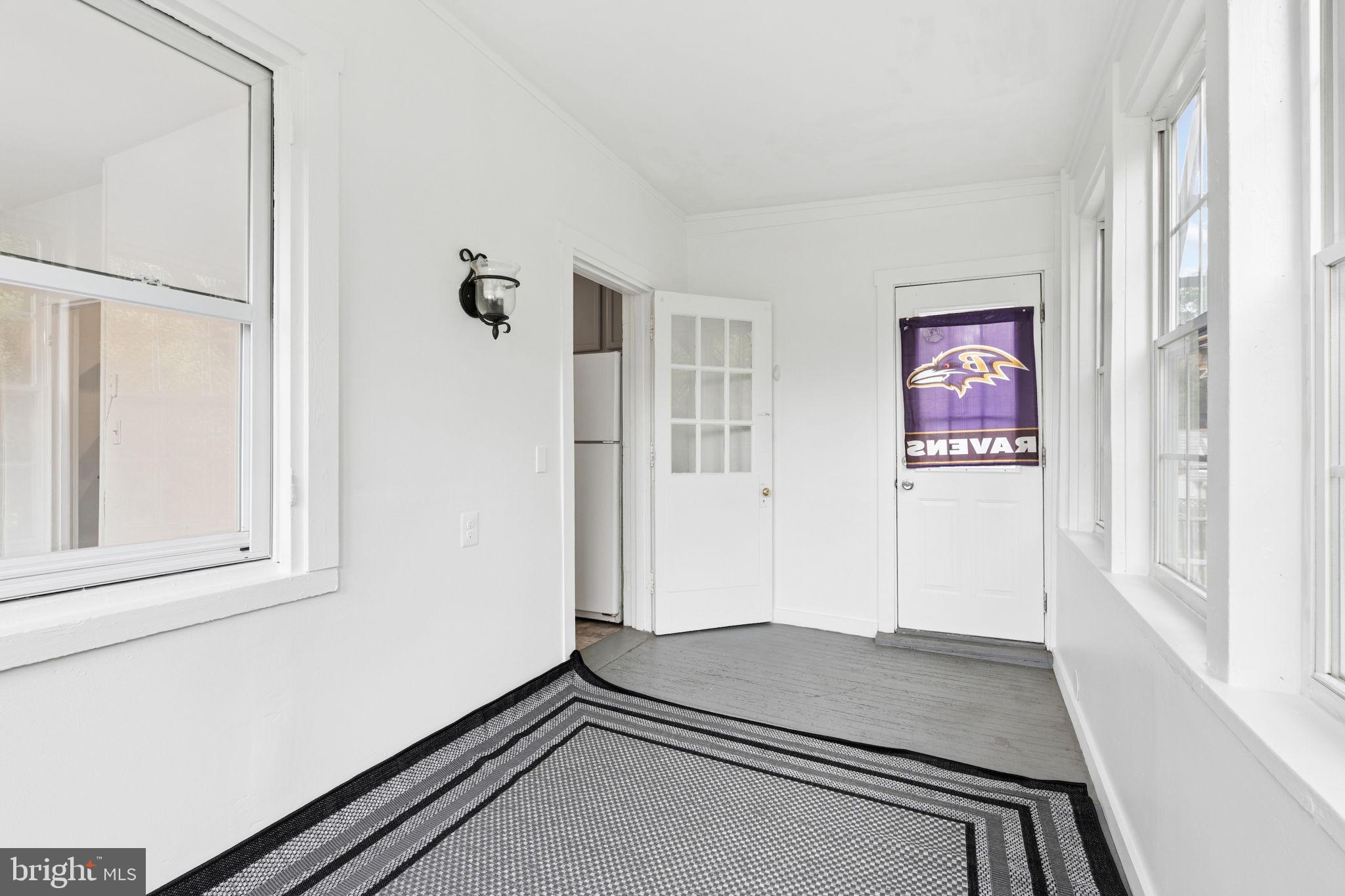 COLONIAL GARDENS - Residential Income