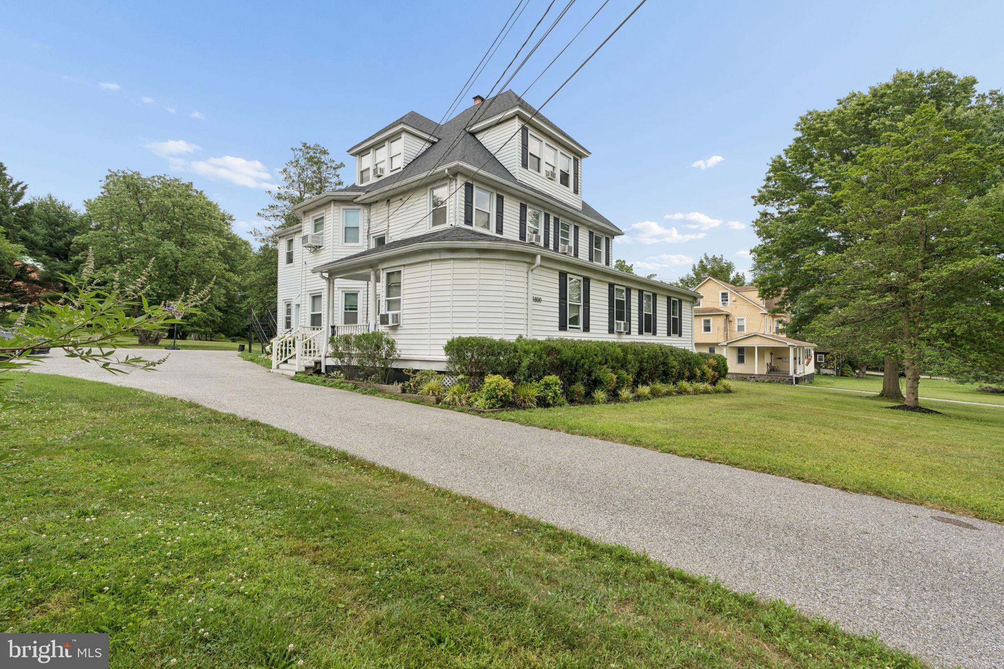 COLONIAL GARDENS - Residential Income