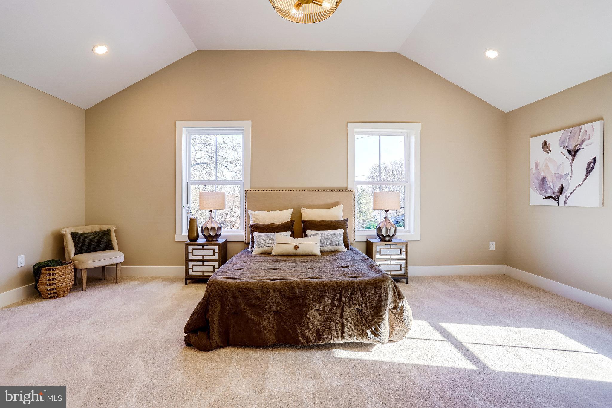 PIMMIT HILLS - Residential