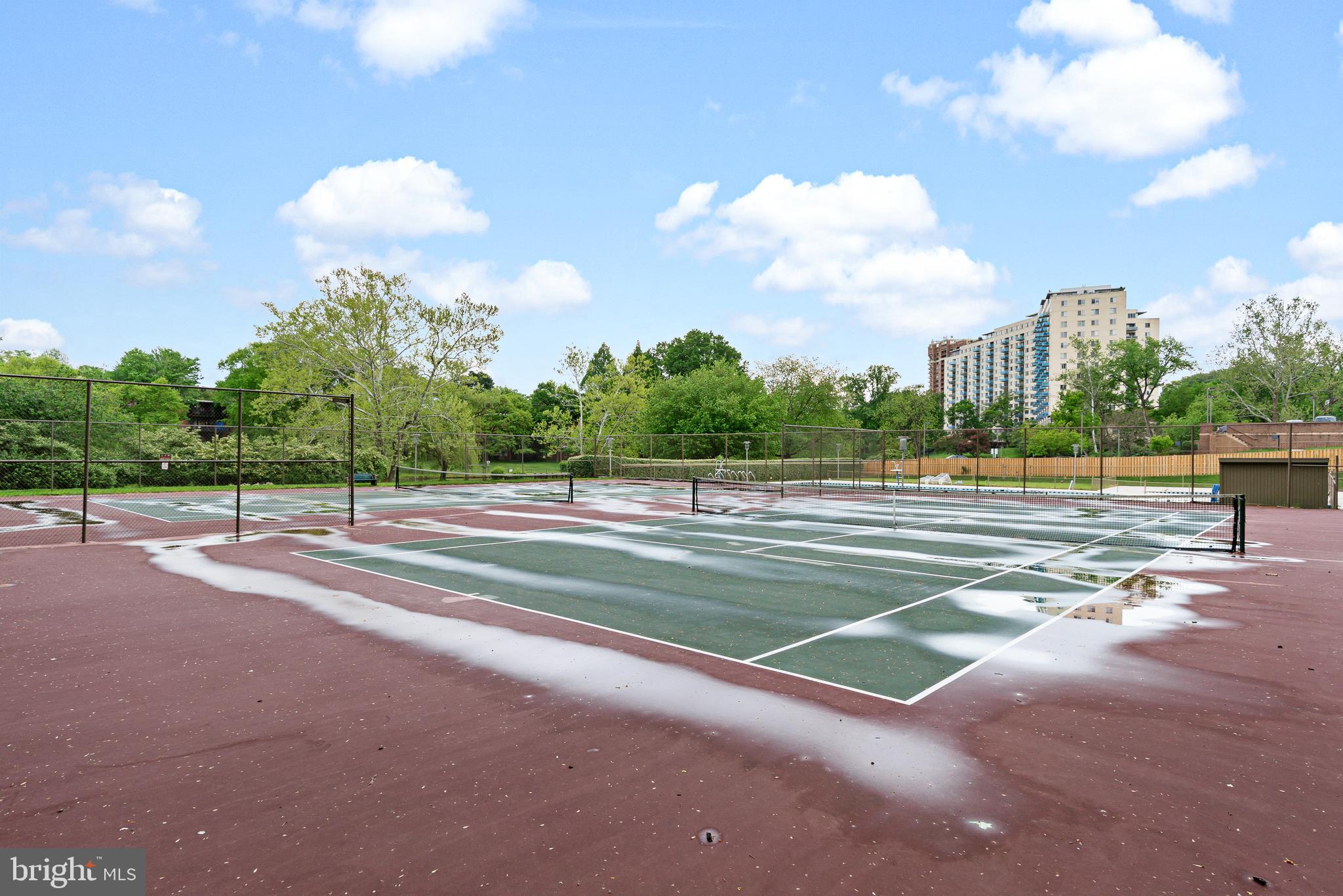 GROSVENOR PARK - Residential