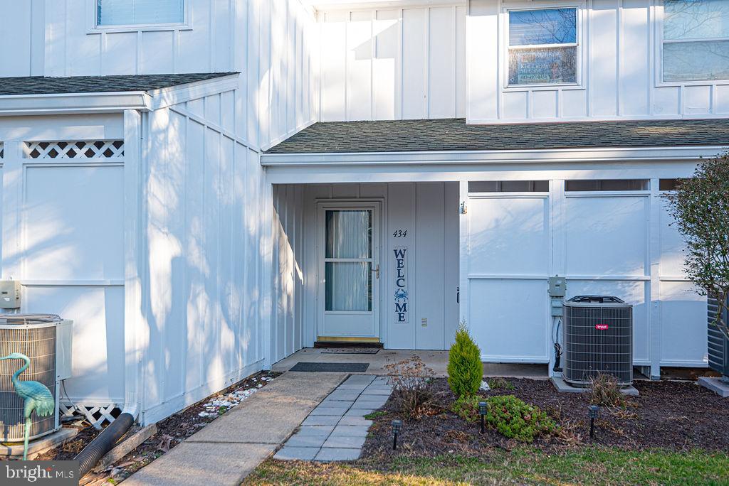 MALLARD LAKES - Residential