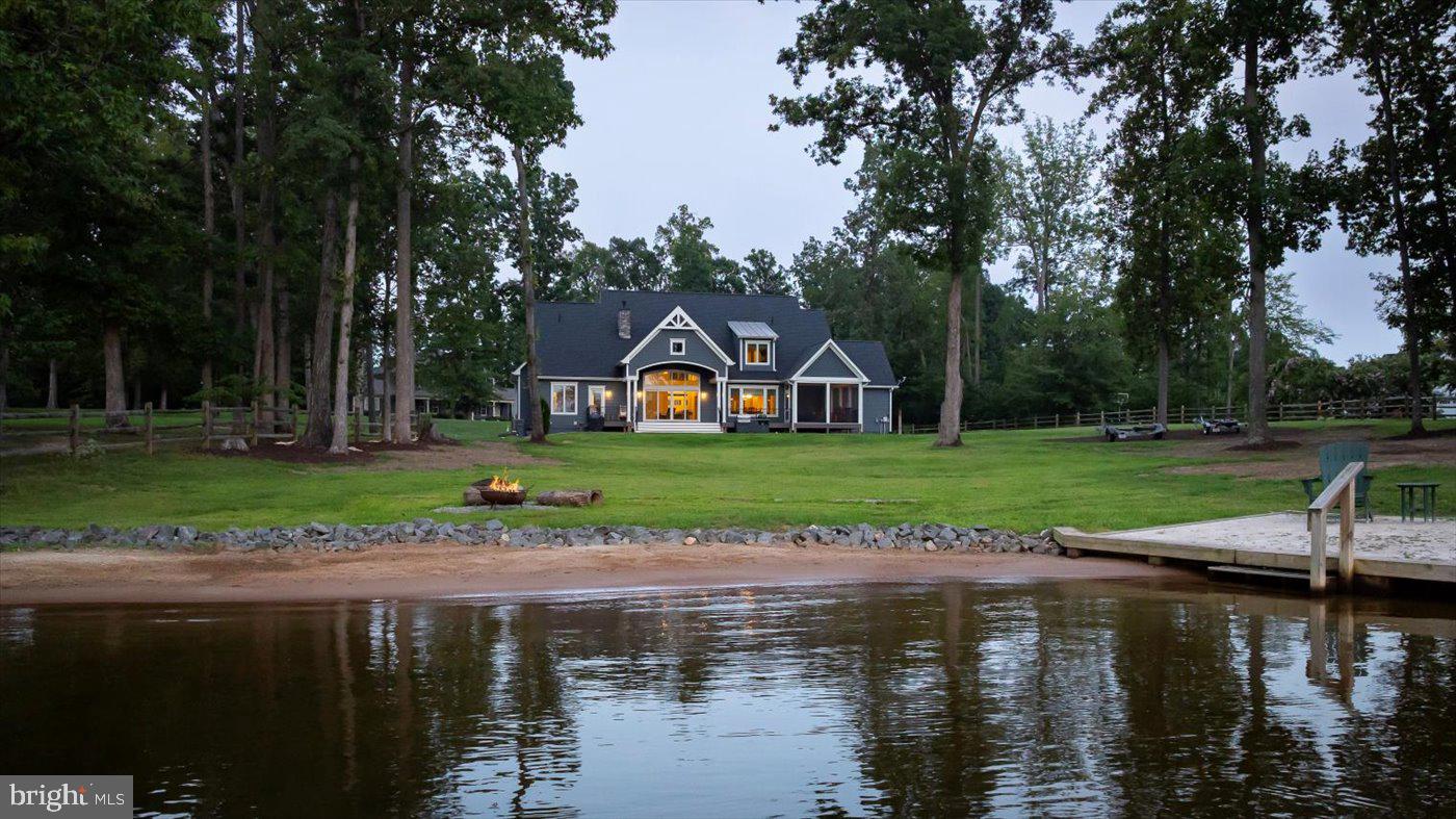NOAHS LANDING - Residential