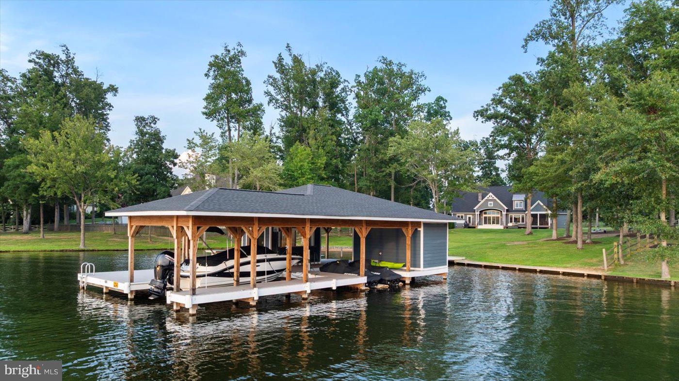 NOAHS LANDING - Residential