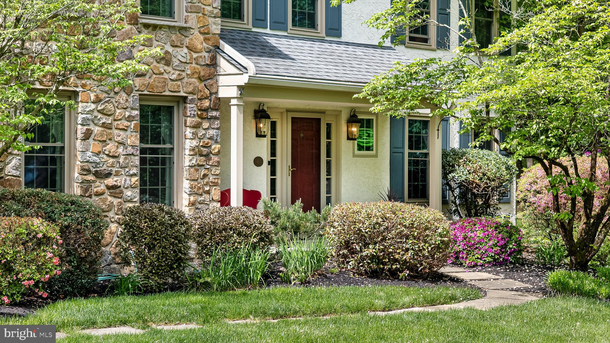 BOW TREE - Residential