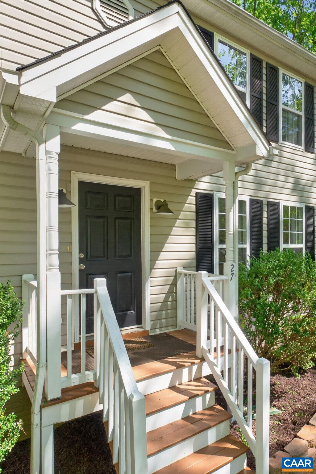 LAKE MONTICELLO - Residential