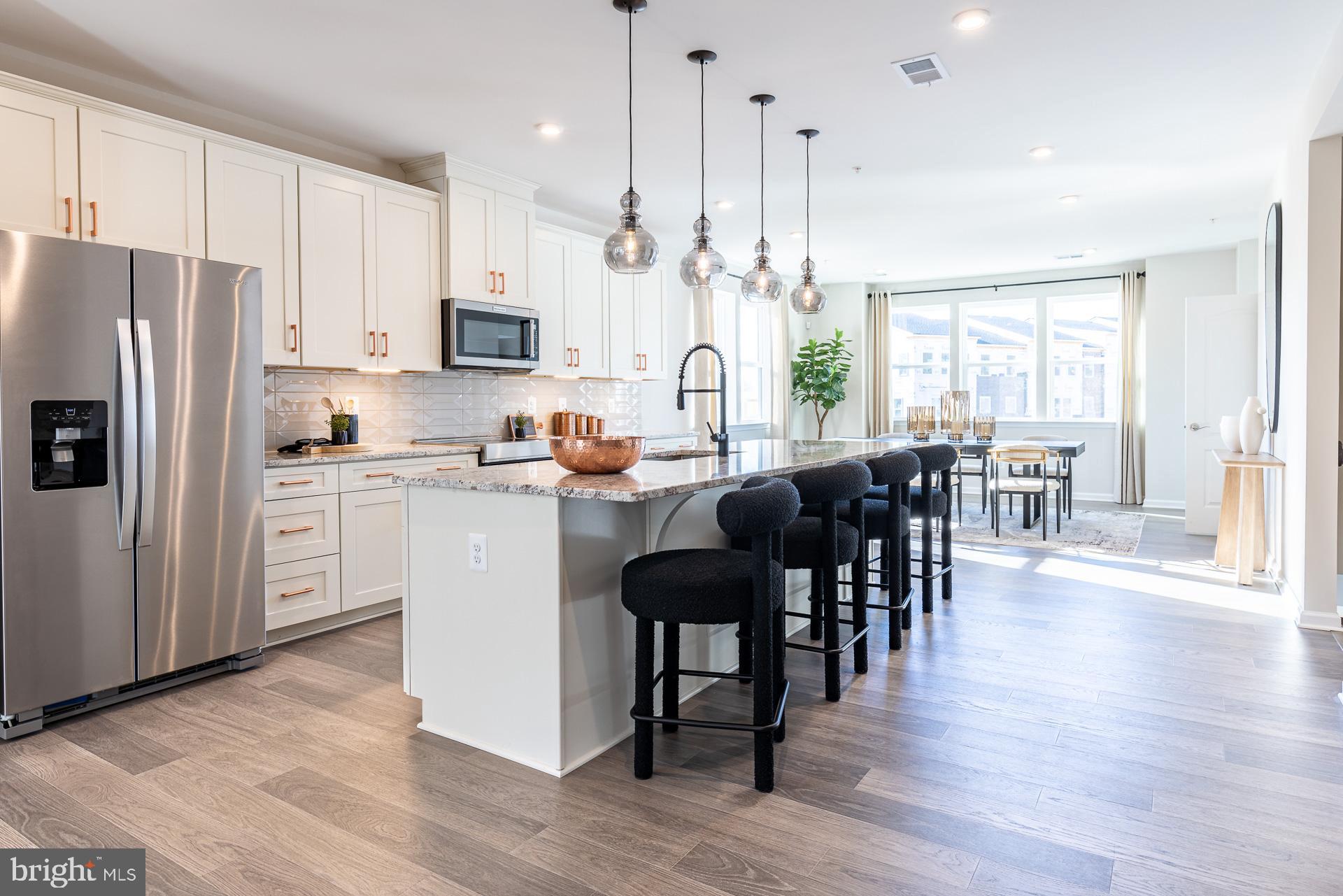 PADDOCK POINTE - Residential