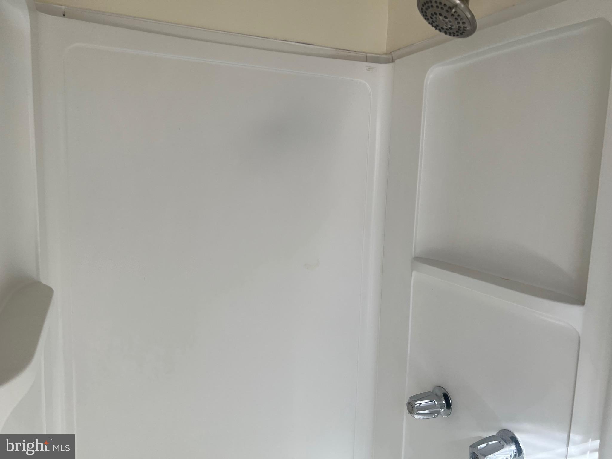 MILL CREEK SOUTH - Residential Lease