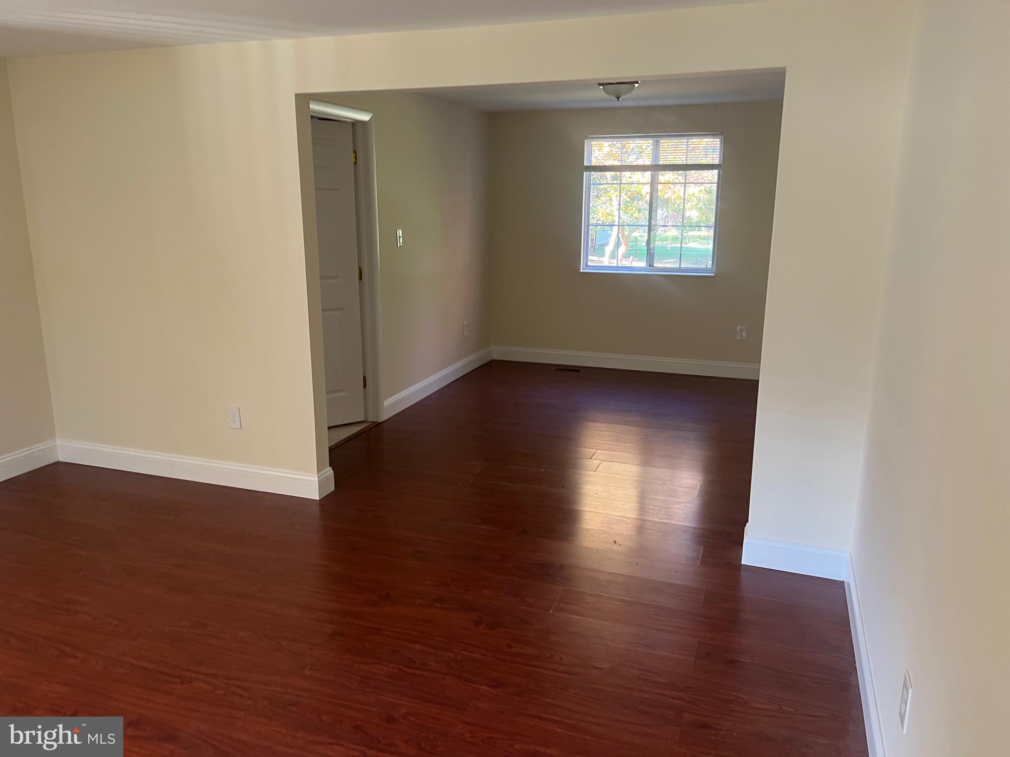 MILL CREEK SOUTH - Residential Lease