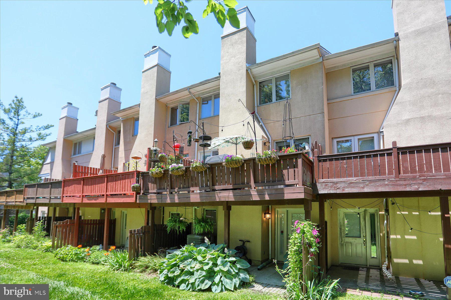 VILLAGES OF HOMELAND - Residential