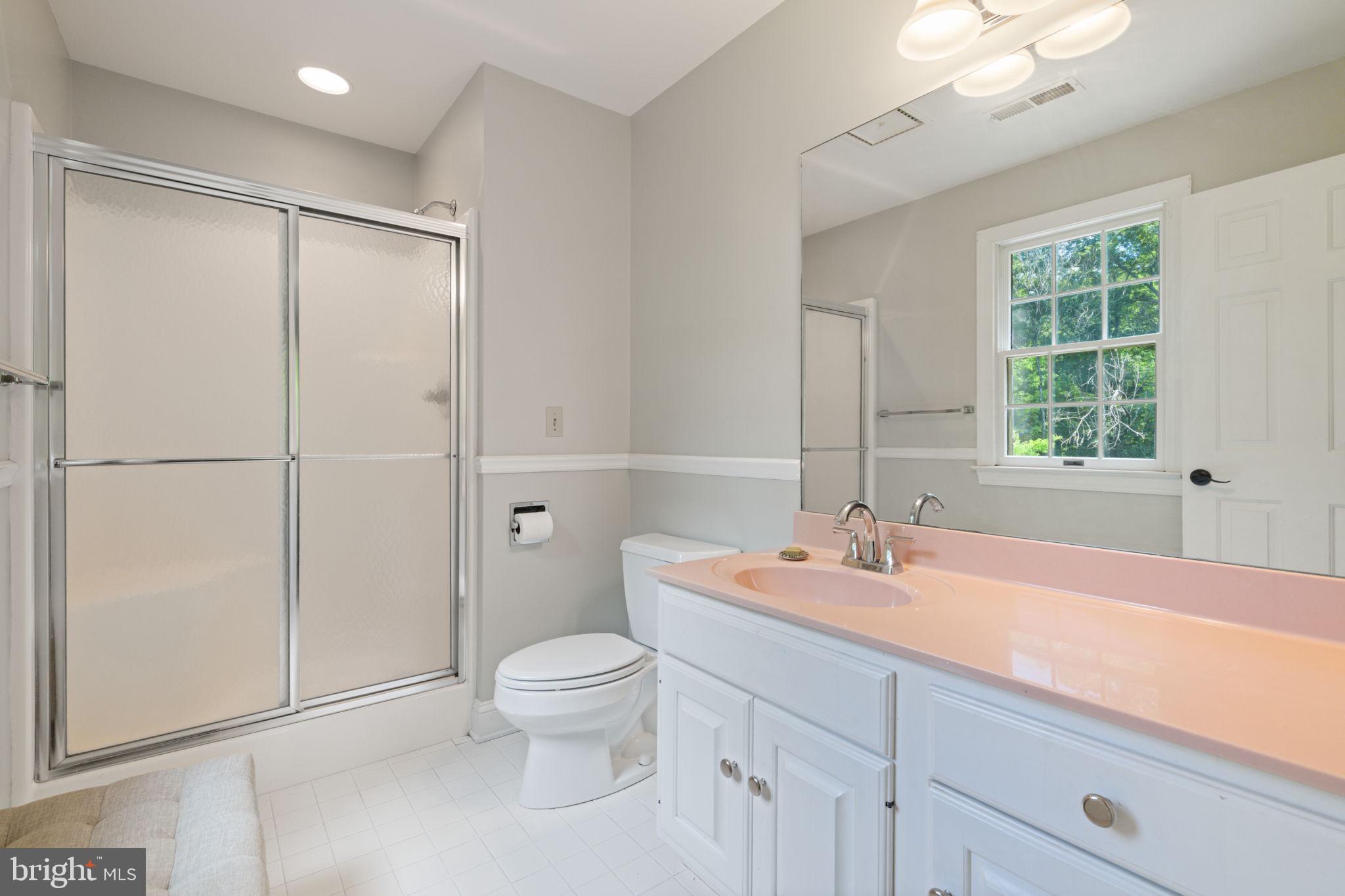 THE TOWNES AT RED OAK - Residential