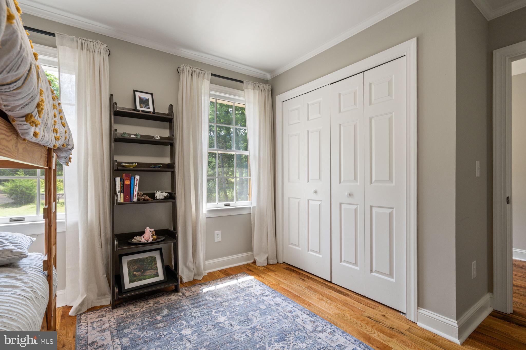 THE TOWNES AT RED OAK - Residential