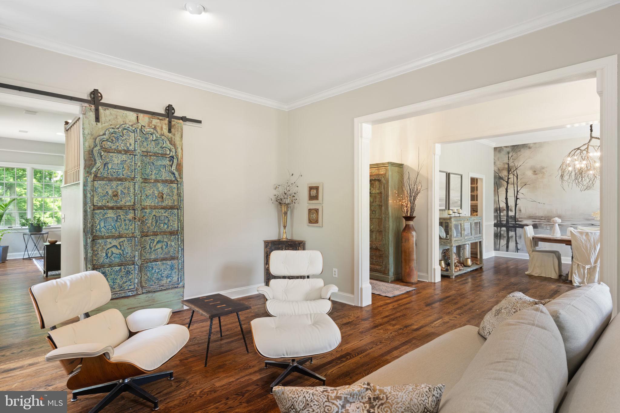 THE TOWNES AT RED OAK - Residential