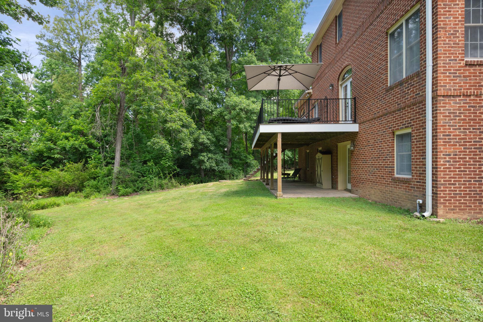 THE TOWNES AT RED OAK - Residential