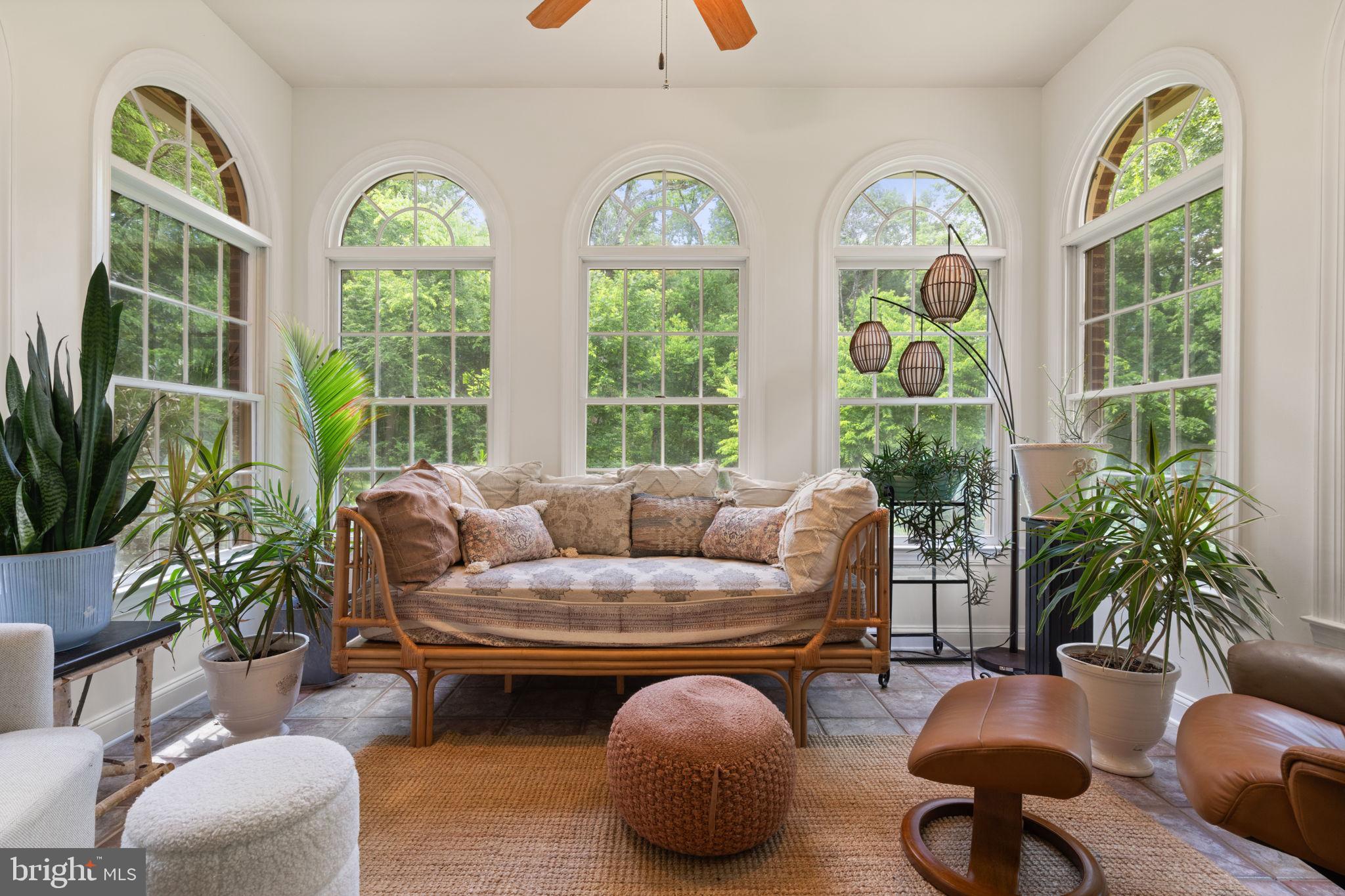 THE TOWNES AT RED OAK - Residential