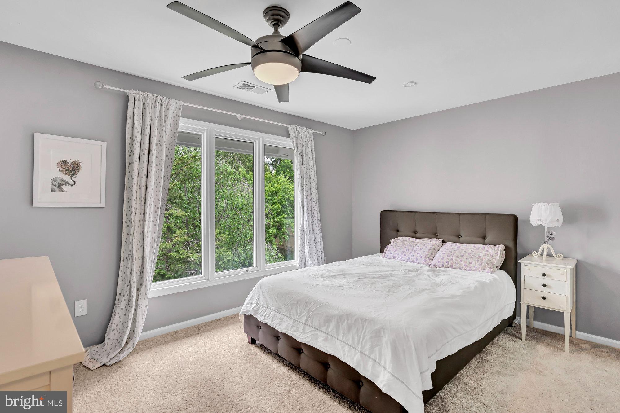 CARRIAGE HILL - Residential