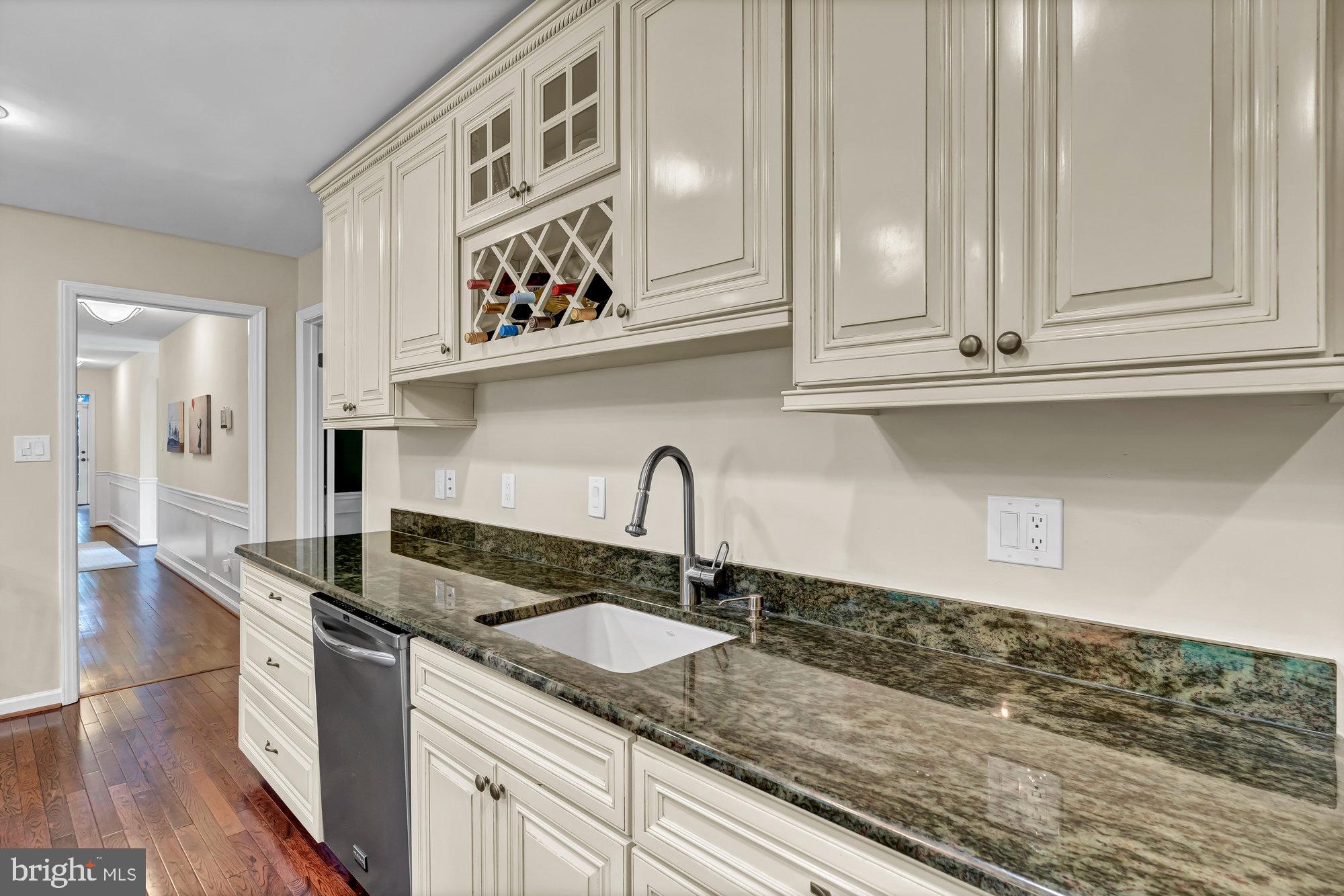 CARRIAGE HILL - Residential