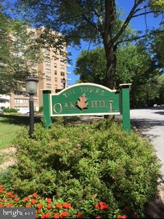 OAK HILL - Residential